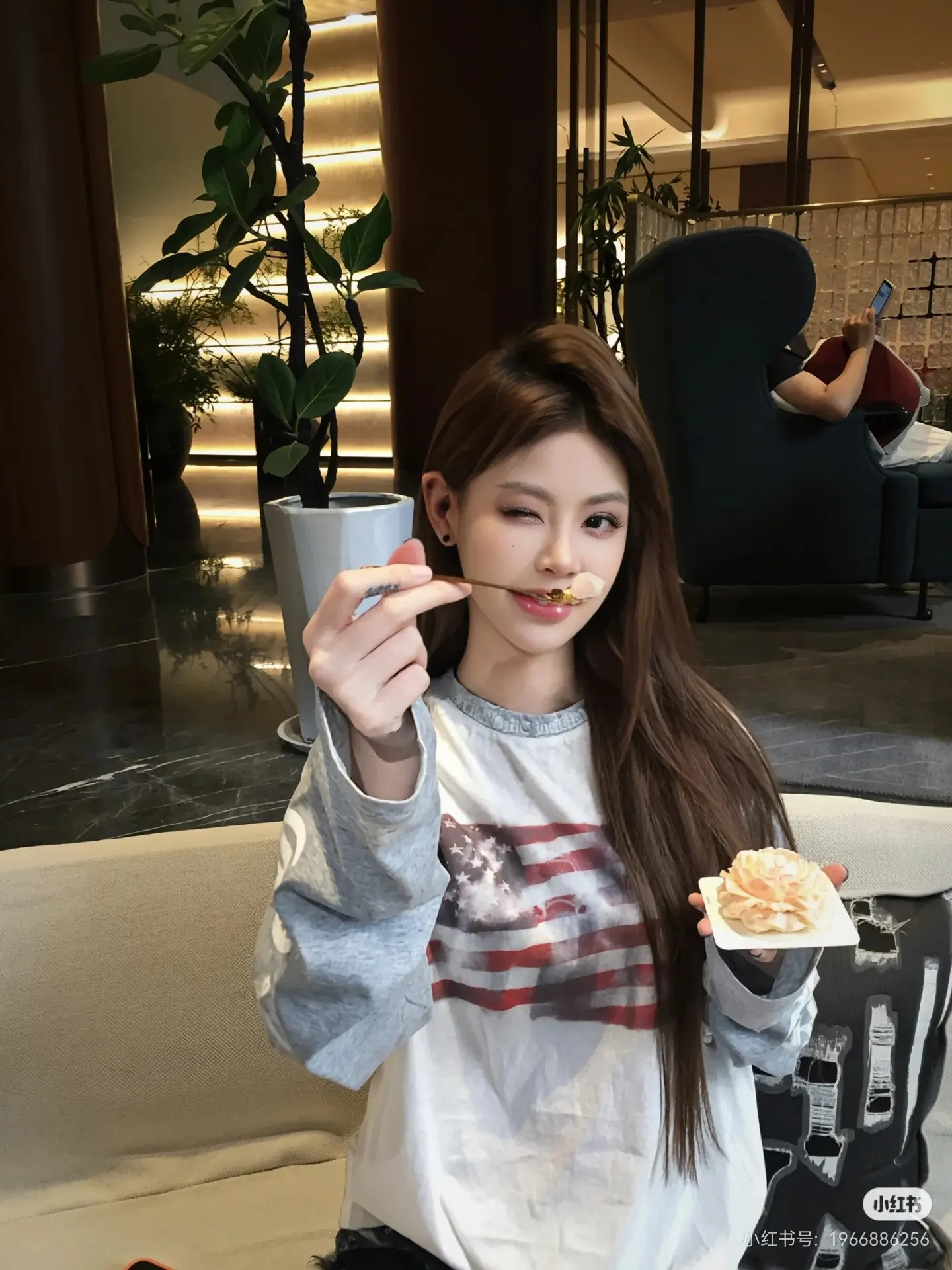 American Flag Print Raglan Long-Sleeve T-Shirt D15523764 — view 7