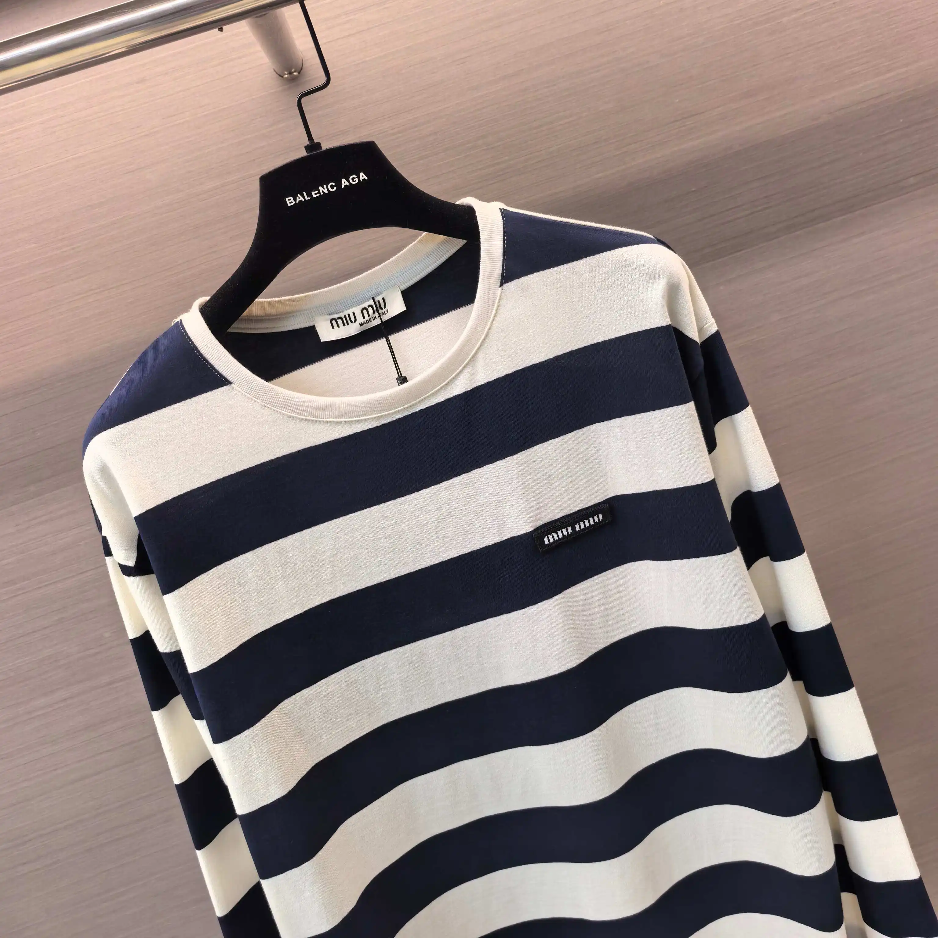 Striped Long-Sleeve Cotton T-Shirt D15523767 — view 3