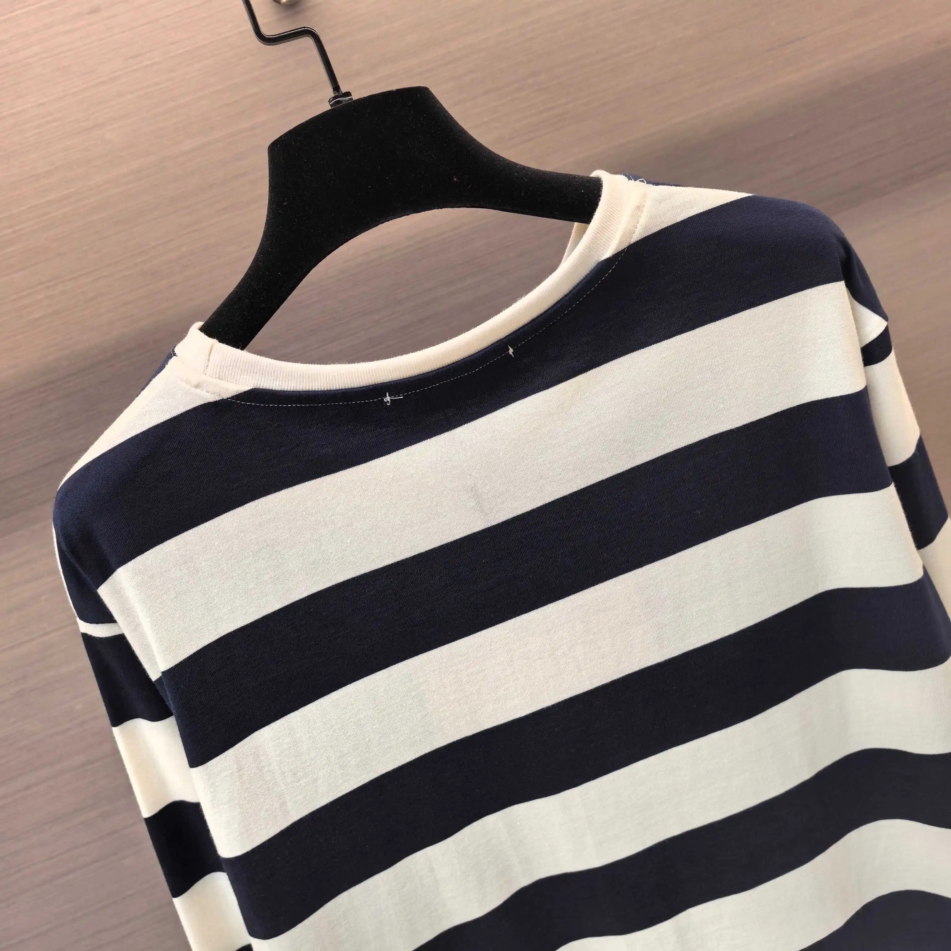 Striped Long-Sleeve Cotton T-Shirt D15523767 — view 6