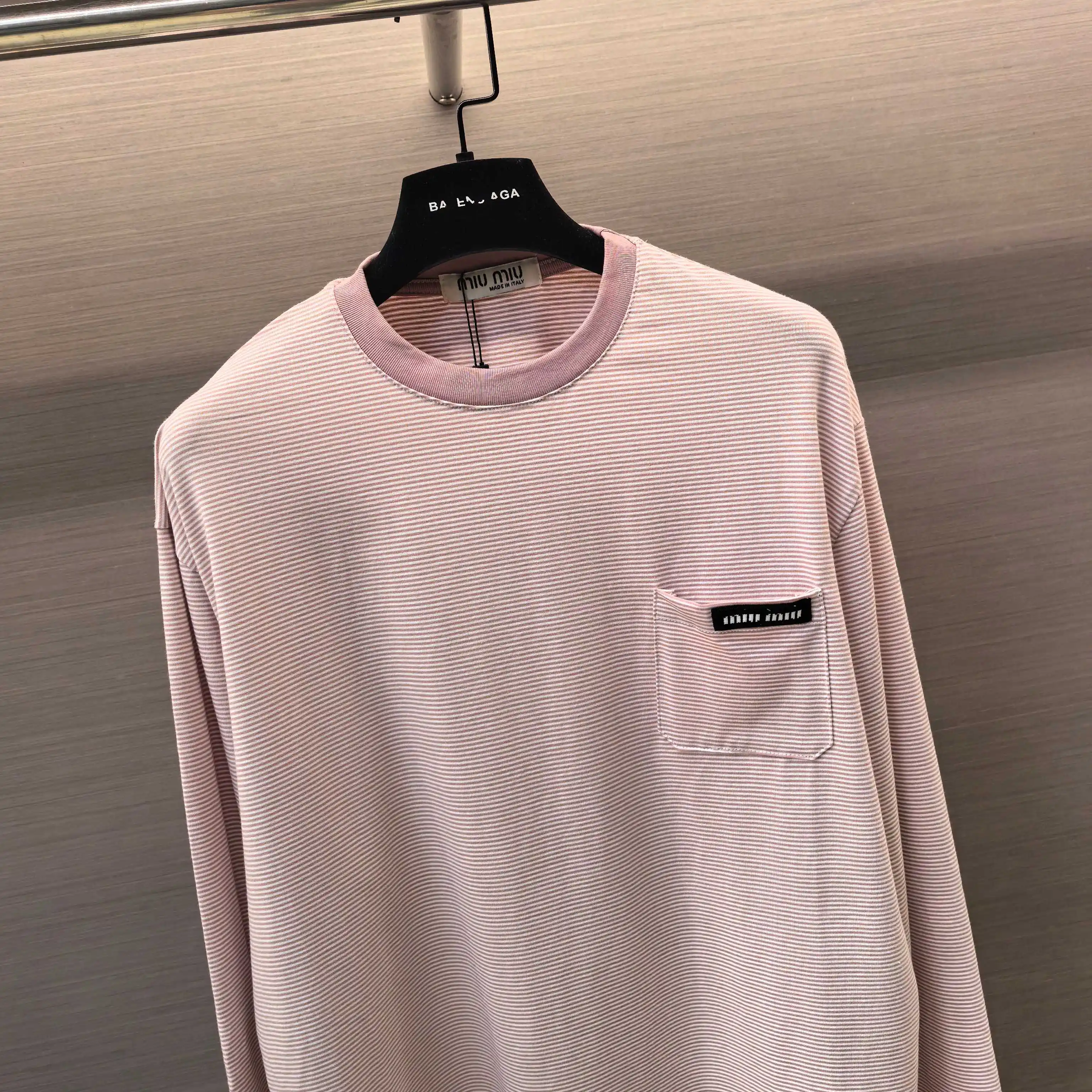 Oversized Striped Long-Sleeve T-Shirt D16023629 — view 3