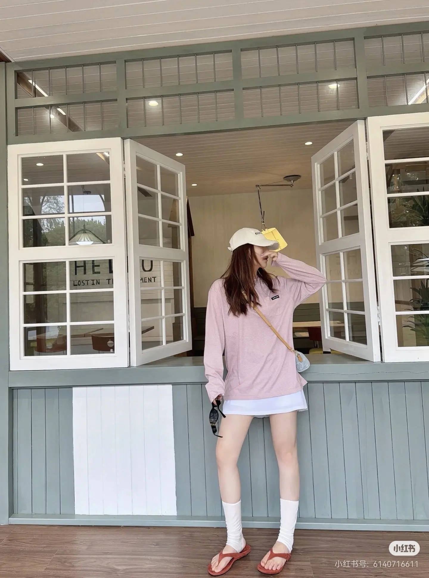 Oversized Striped Long-Sleeve T-Shirt D16023632