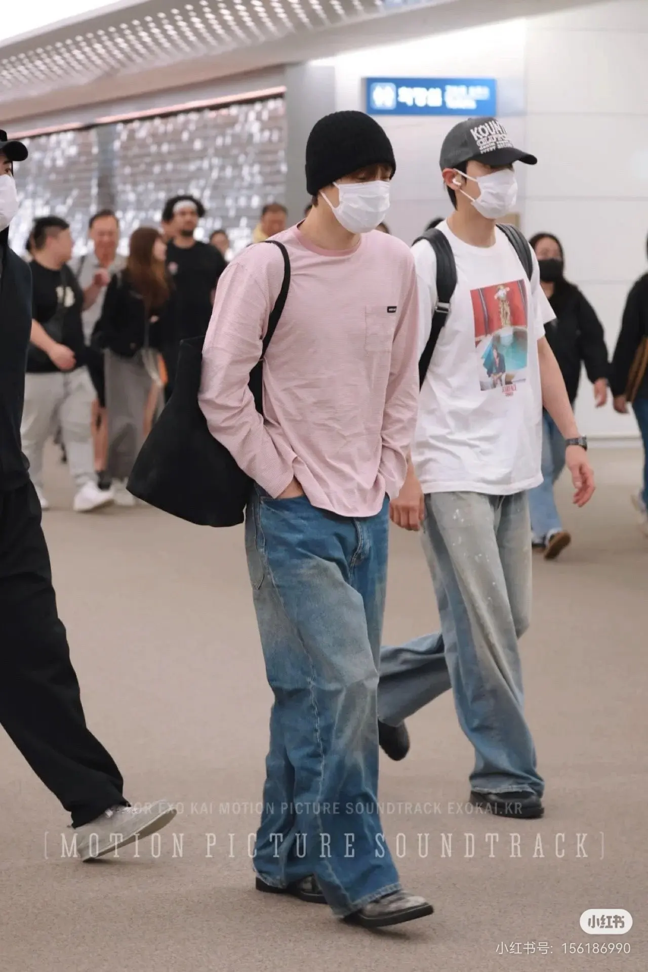 Oversized Striped Long-Sleeve T-Shirt D16023630 — view 8
