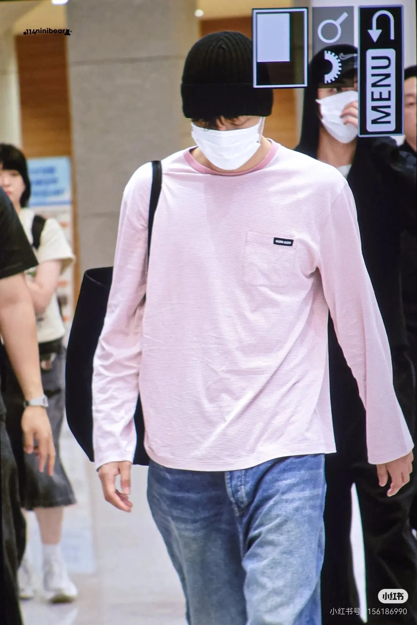 Oversized Striped Long-Sleeve T-Shirt D16023630 — view 9