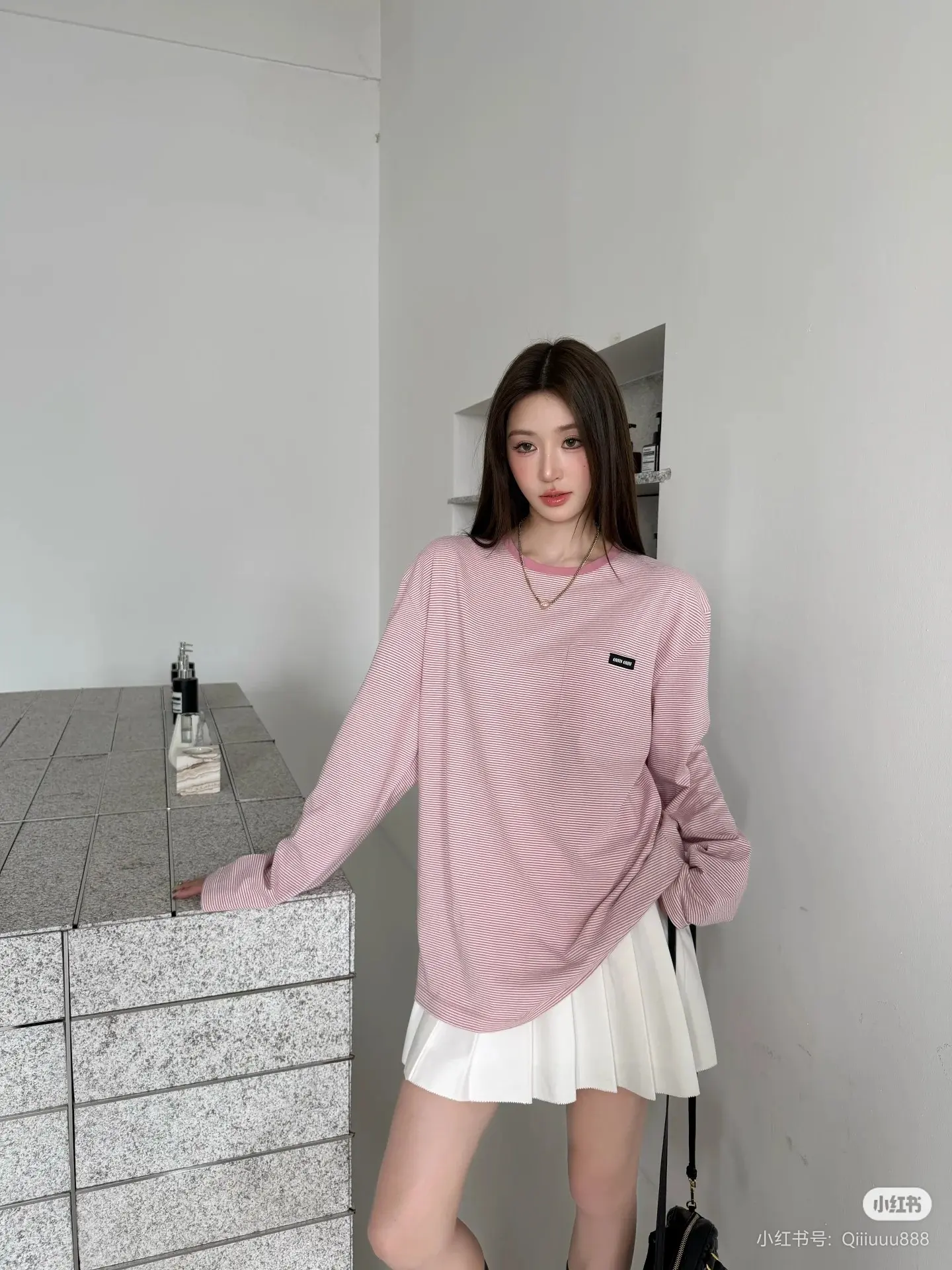 Oversized Striped Long-Sleeve T-Shirt D16023631 — view 3