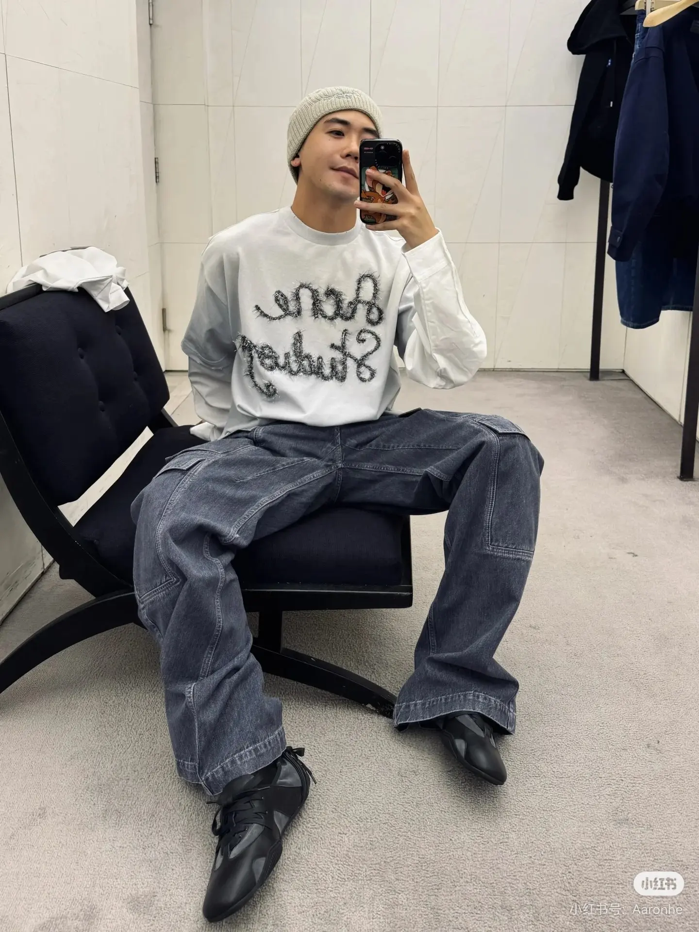 Layered Flocked Logo Long-Sleeve T-Shirt D16523785 — view 9