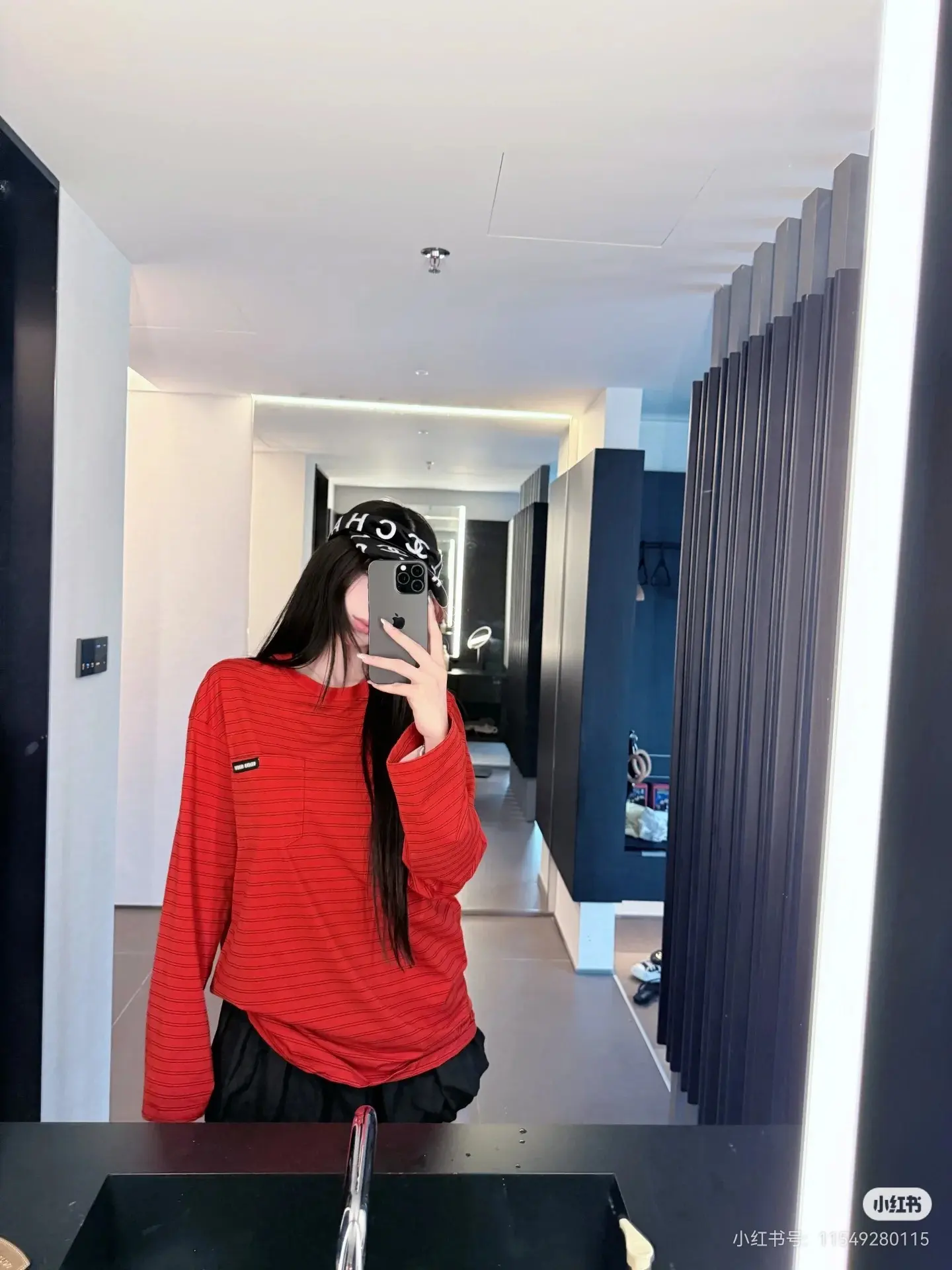 Striped Long-Sleeve Cotton T-Shirt D16523804 — view 8