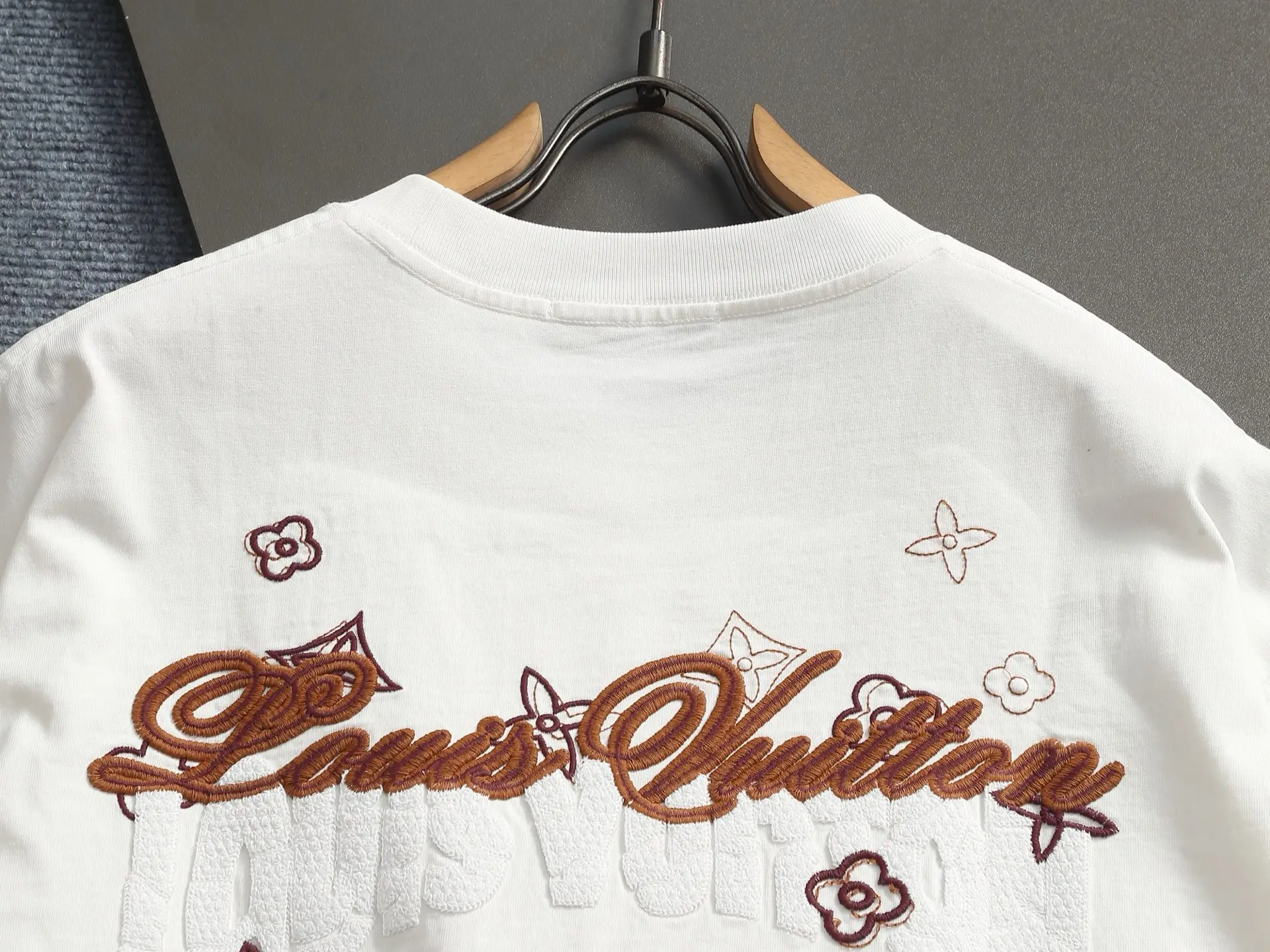 Embroidered Logo Cotton T-Shirt D17014618 — view 10