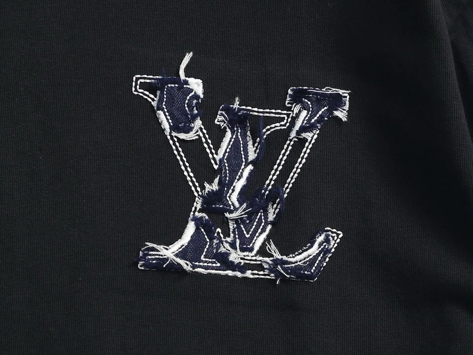 Embroidered Denim Patch Logo T-Shirt D17014617 — view 5