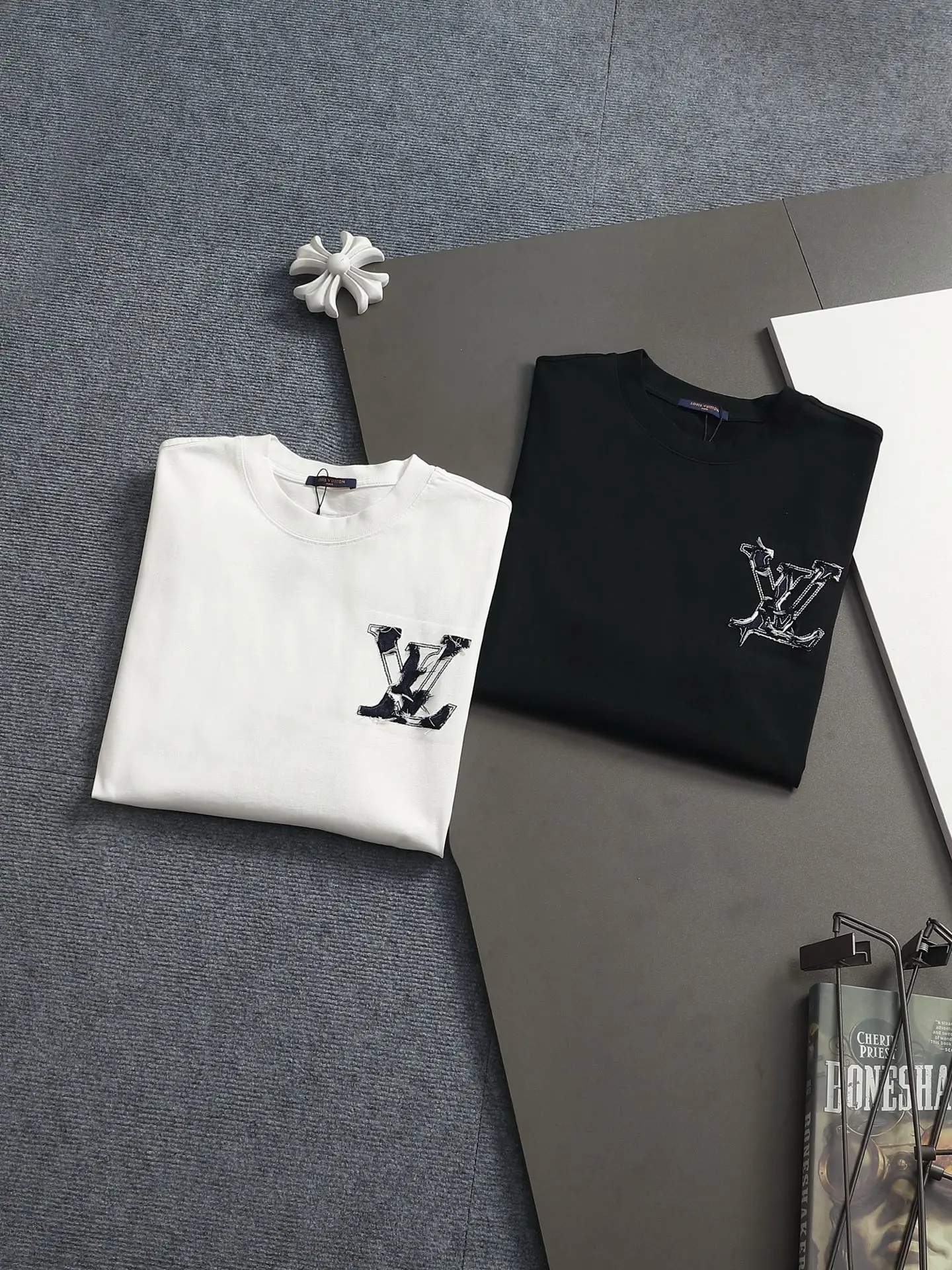 Embroidered Denim Patch Logo T-Shirt D17014617 — view 12
