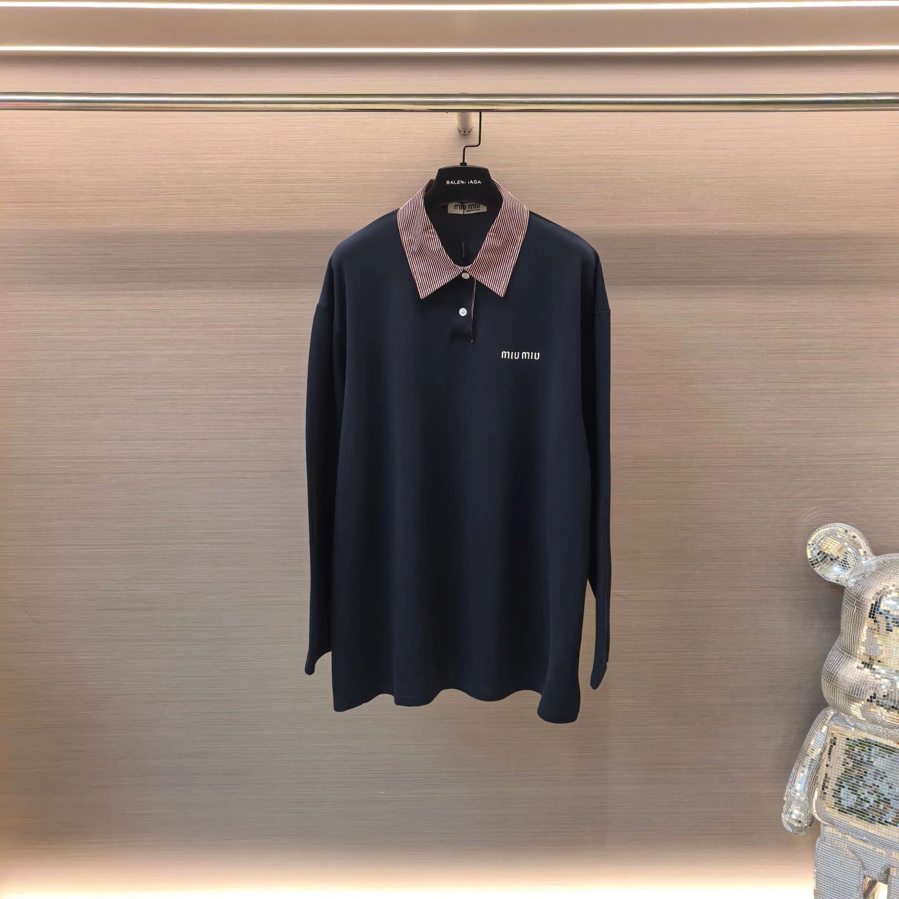 Contrast Collar Long-Sleeve Polo Shirt D17023624