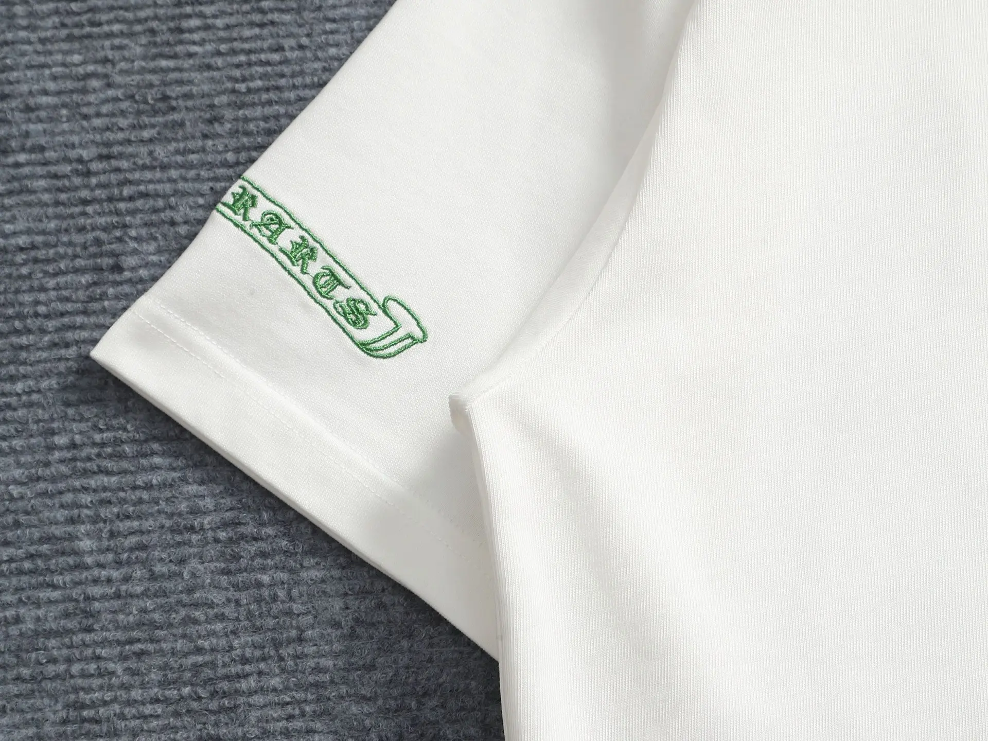 Embroidered Cross Logo Oversized T-Shirt D17514620 — view 6