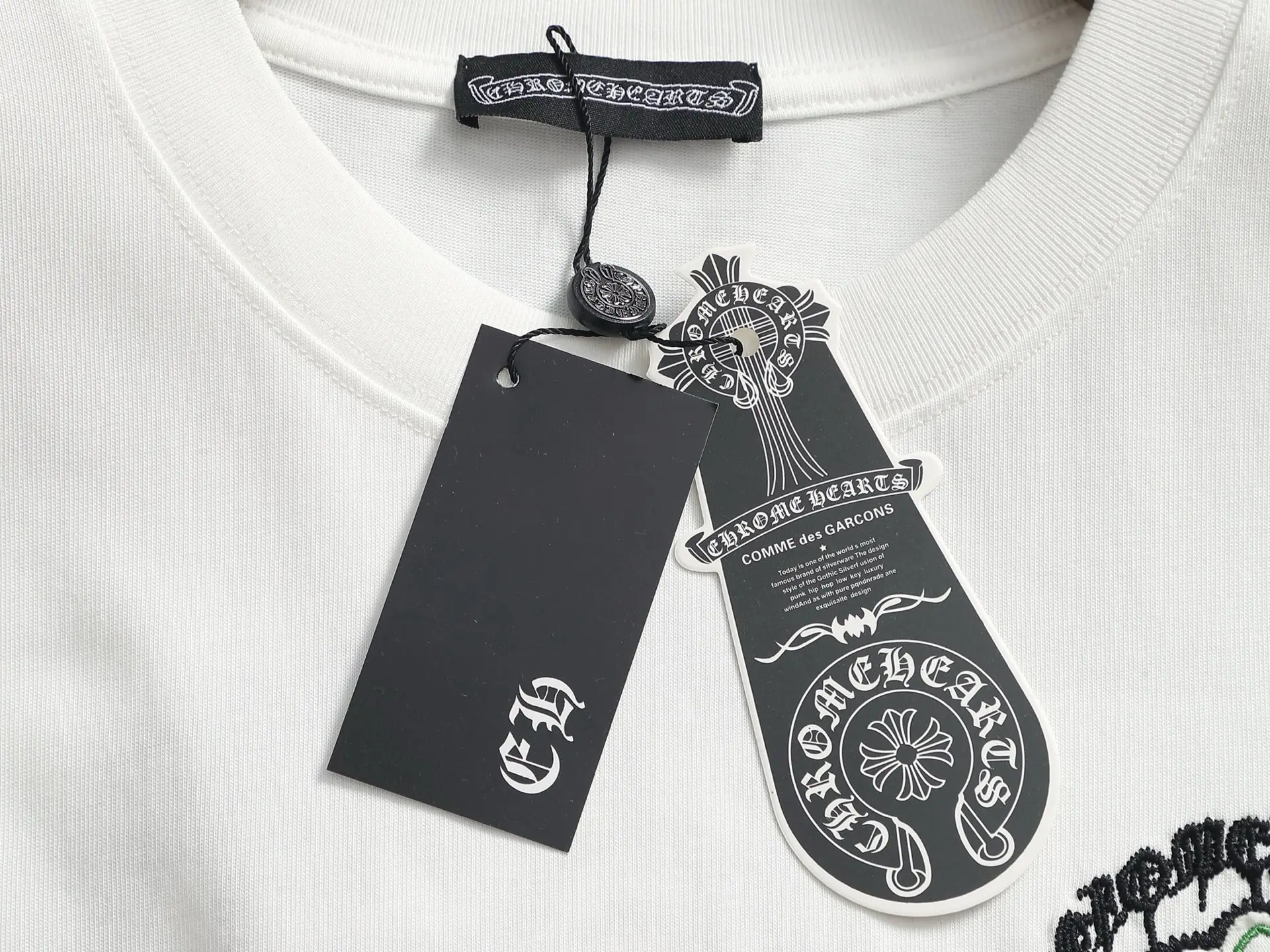Embroidered Cross Logo Oversized T-Shirt D17514620 — view 8