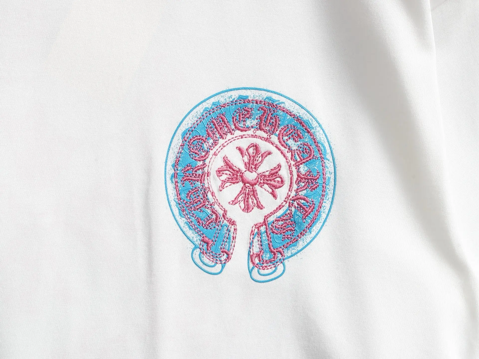 Embroidered Horseshoe Logo Cotton T-Shirt D17514588 — view 5