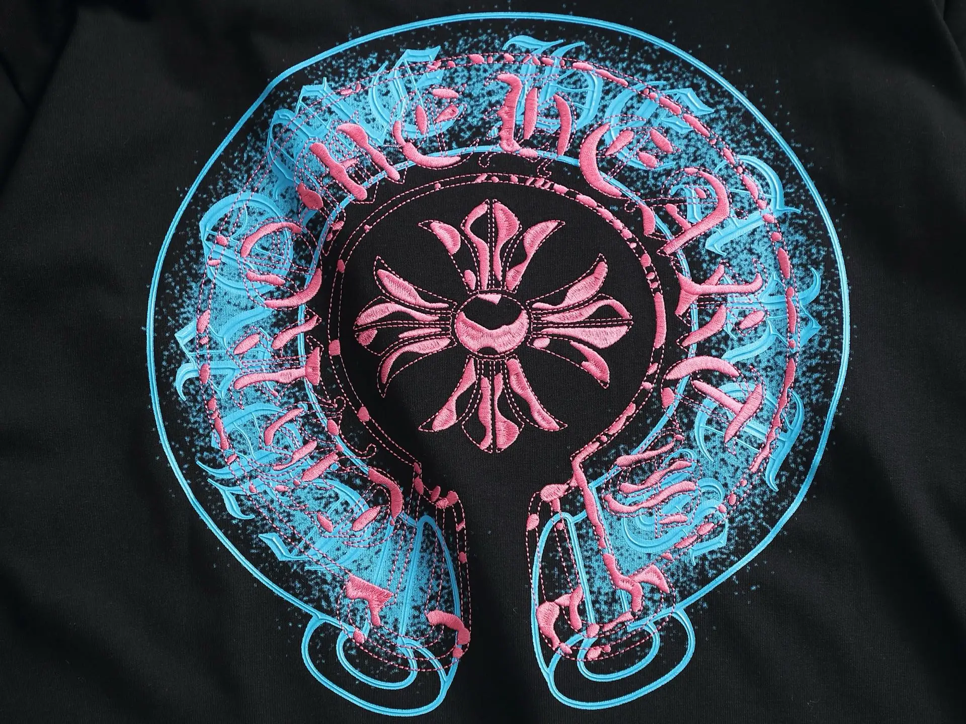 Embroidered Horseshoe Logo Cotton T-Shirt D17514590 — view 11