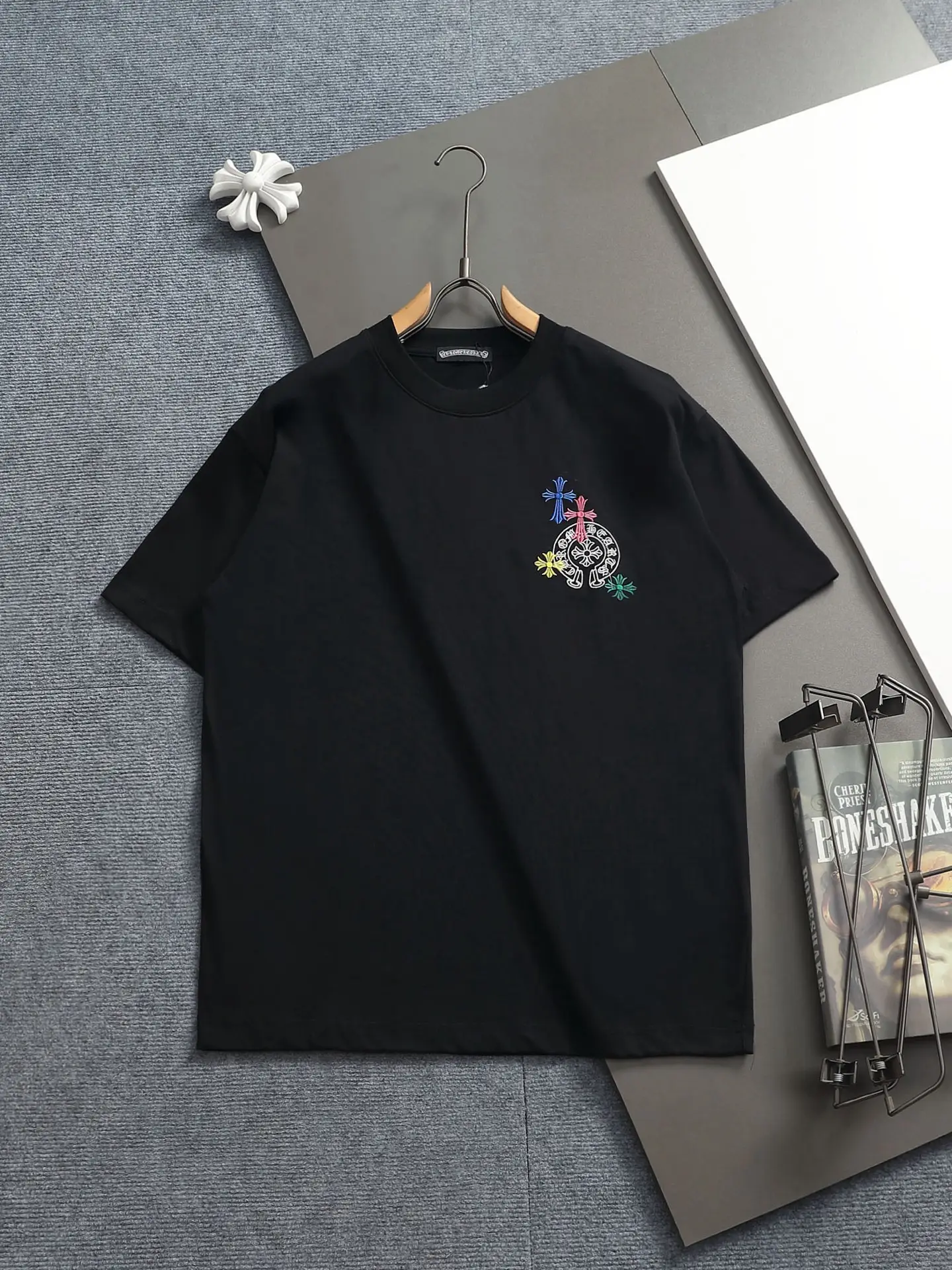 Embroidered Horseshoe Cross Cotton T-Shirt D17514597