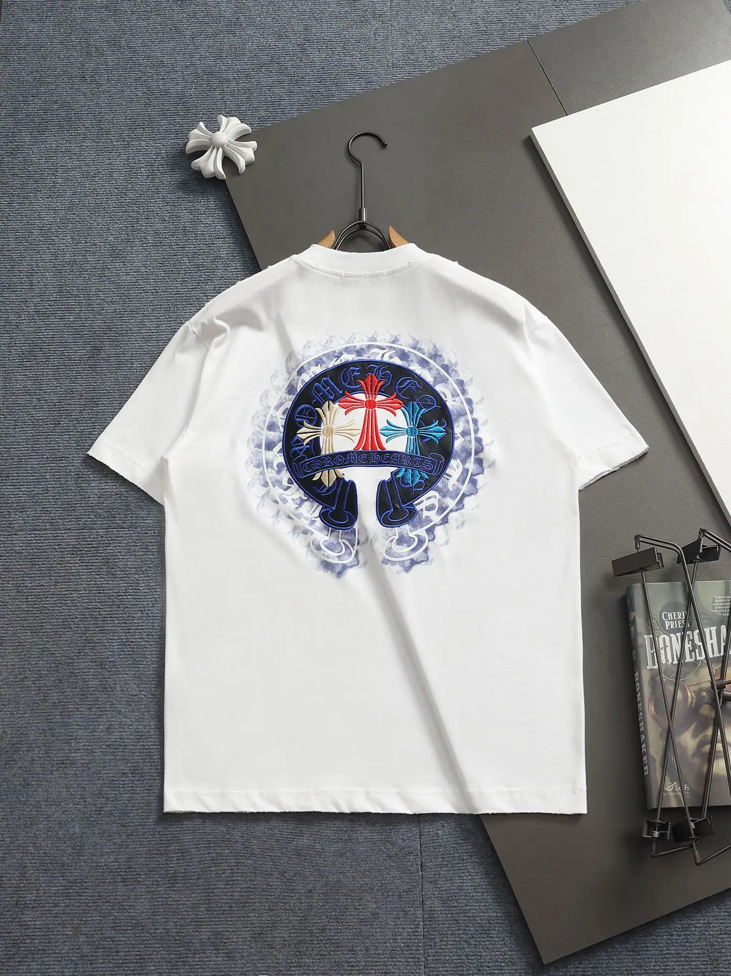 Embroidered Horseshoe Logo Cotton T-Shirt D17514614 — view 2