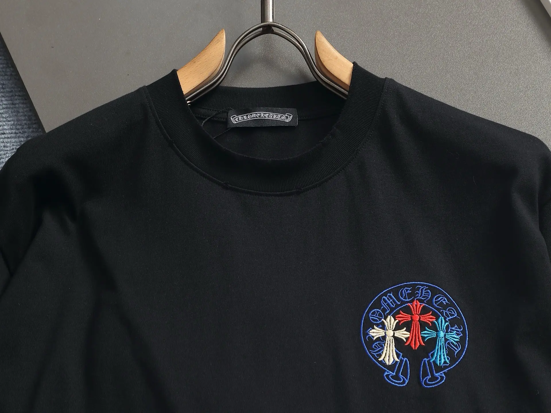Embroidered Horseshoe Logo Cotton T-Shirt D17514615 — view 3