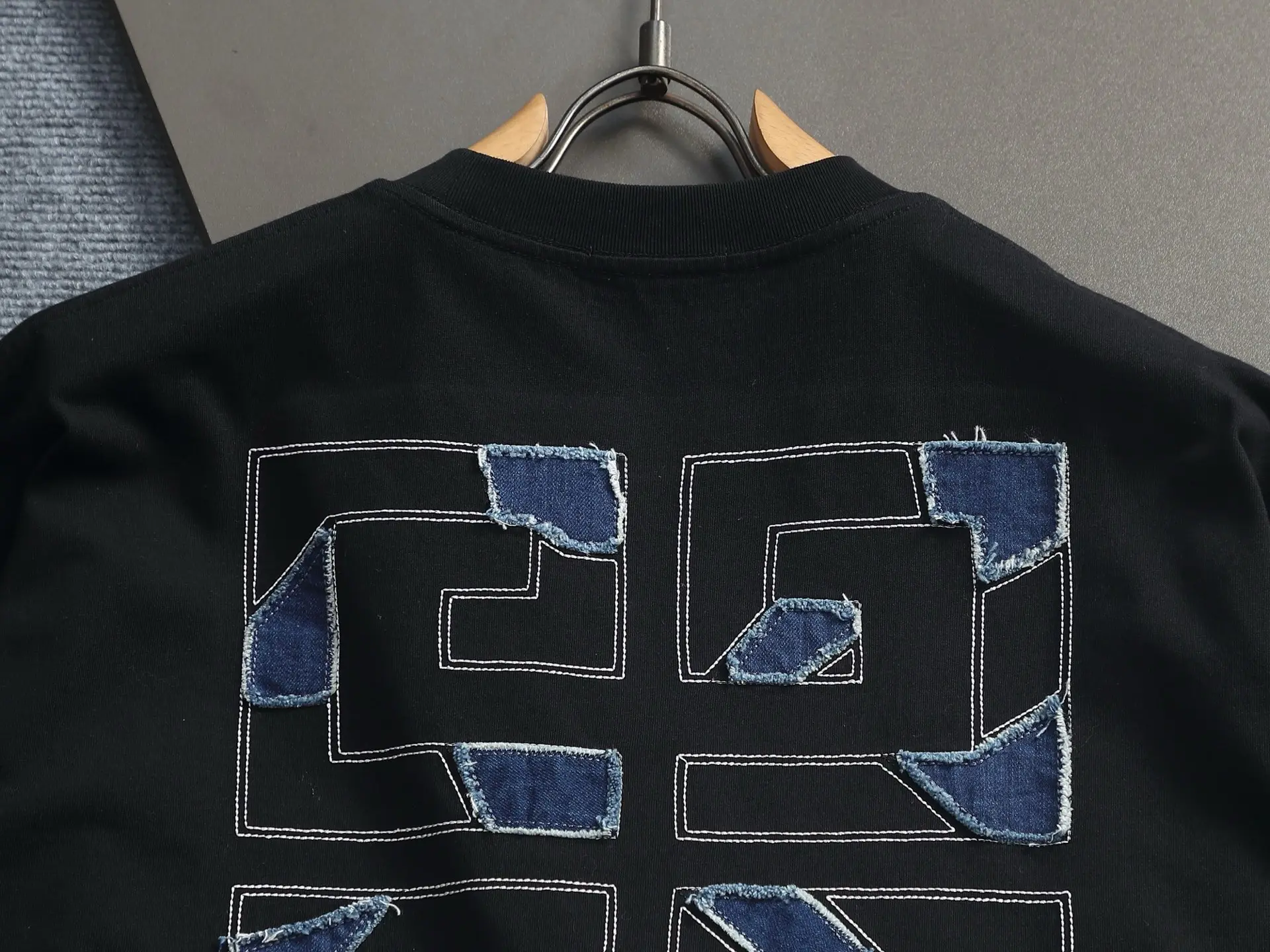 4G Logo Denim Patch Embroidered T-Shirt D17514607 — view 11