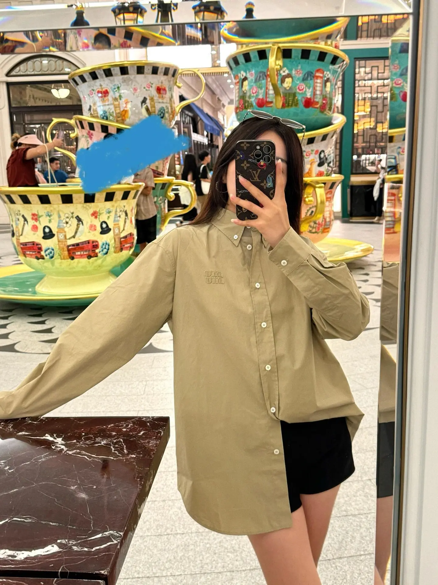 Logo Embroidered Oversized Cotton Shirt D18523750 — view 2