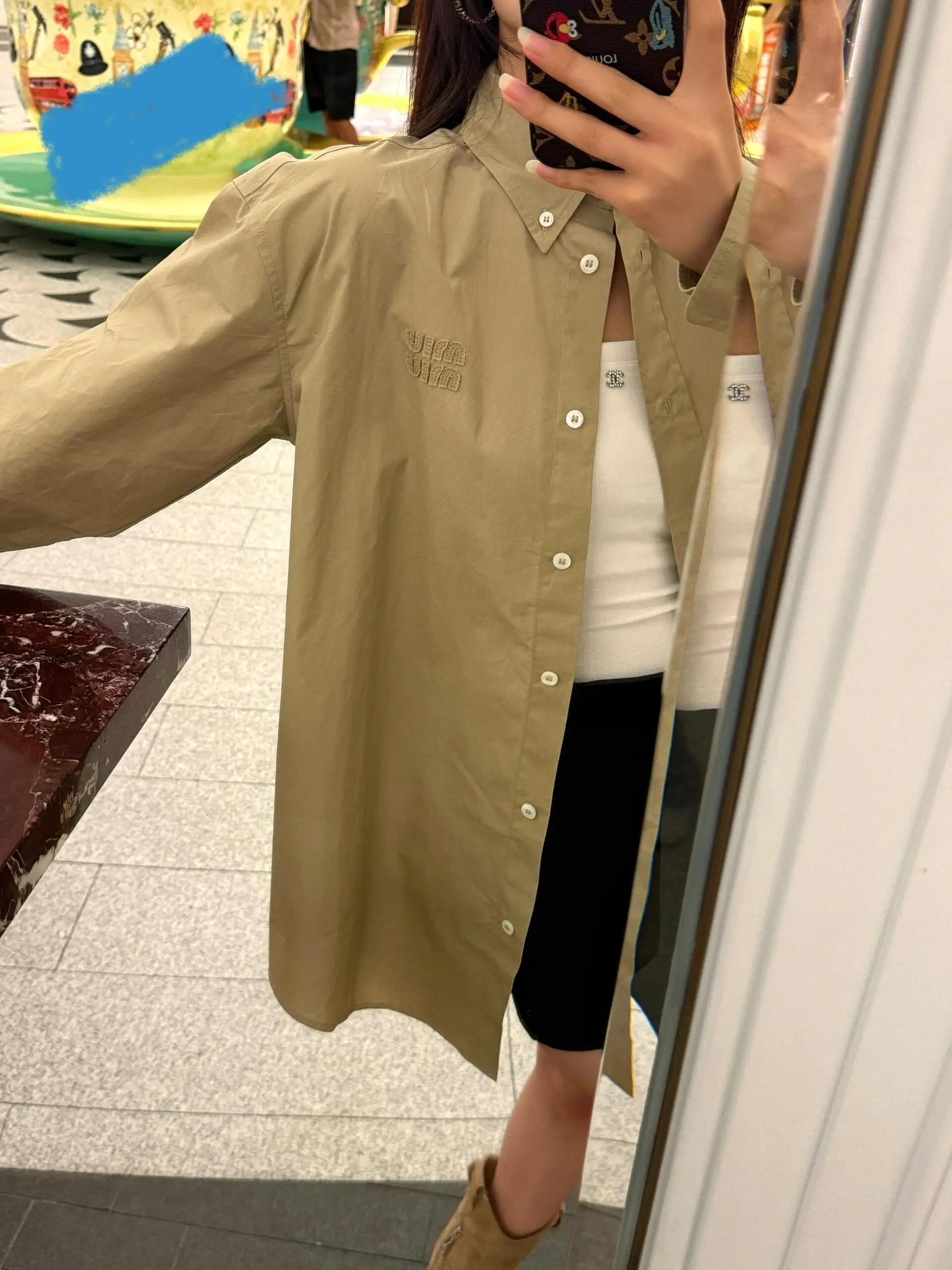 Logo Embroidered Oversized Cotton Shirt D18523750 — view 4