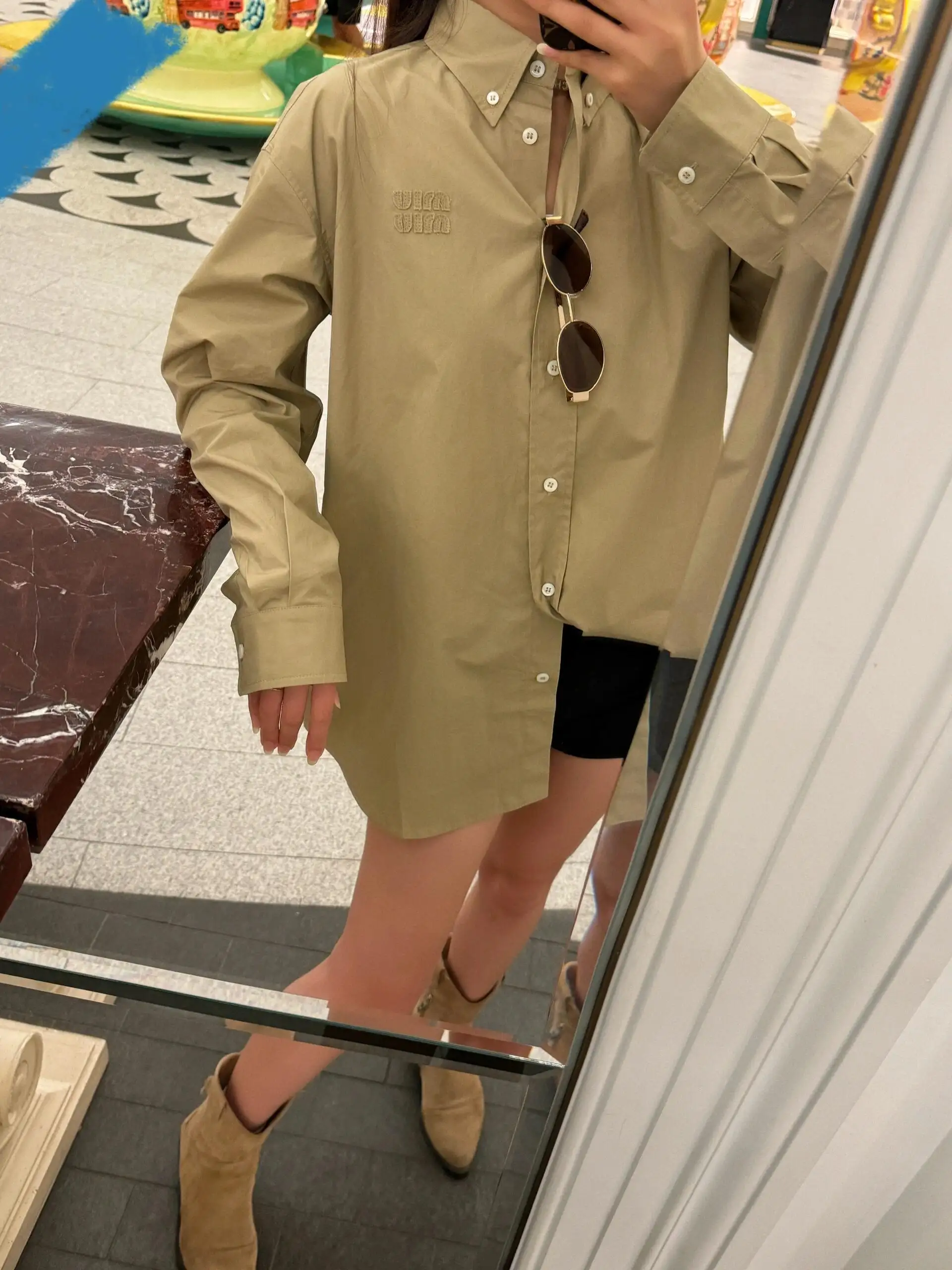 Logo Embroidered Oversized Cotton Shirt D18523750 — view 9