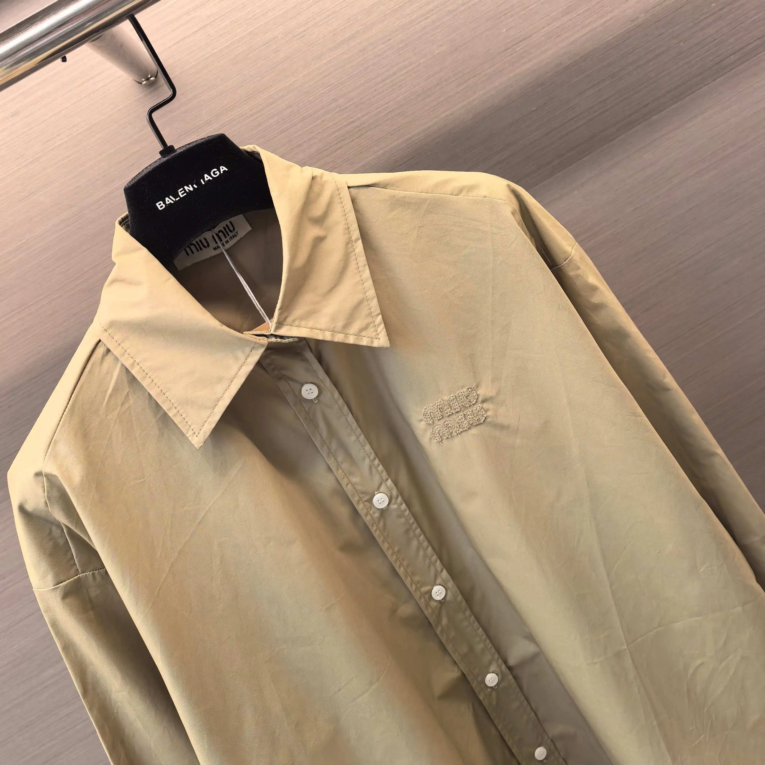 Logo-Embroidered Oversized Cotton Shirt D18523748 — view 3