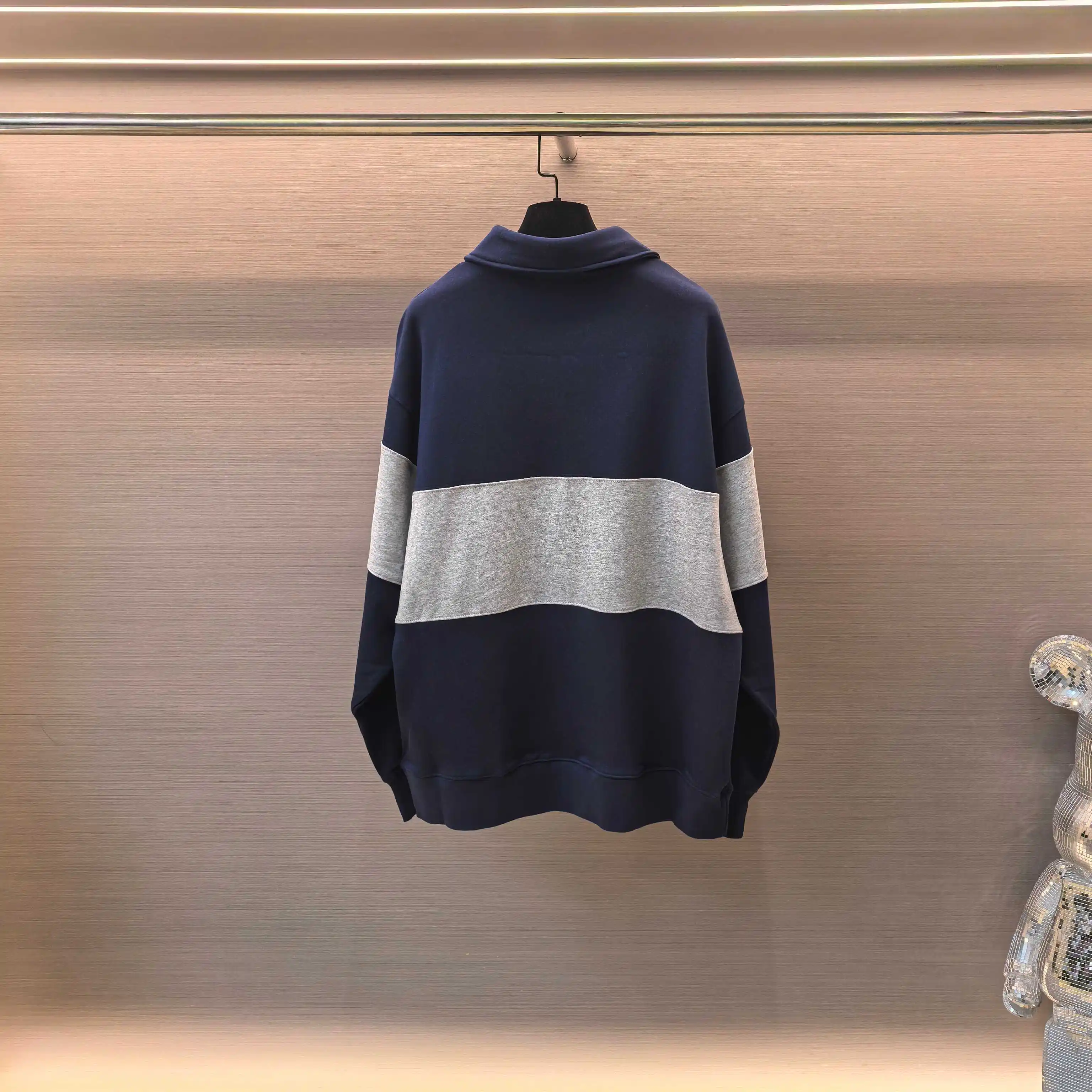 Logo-Embroidered Color-Block Quarter-Zip Sweatshirt D19023677 — view 2