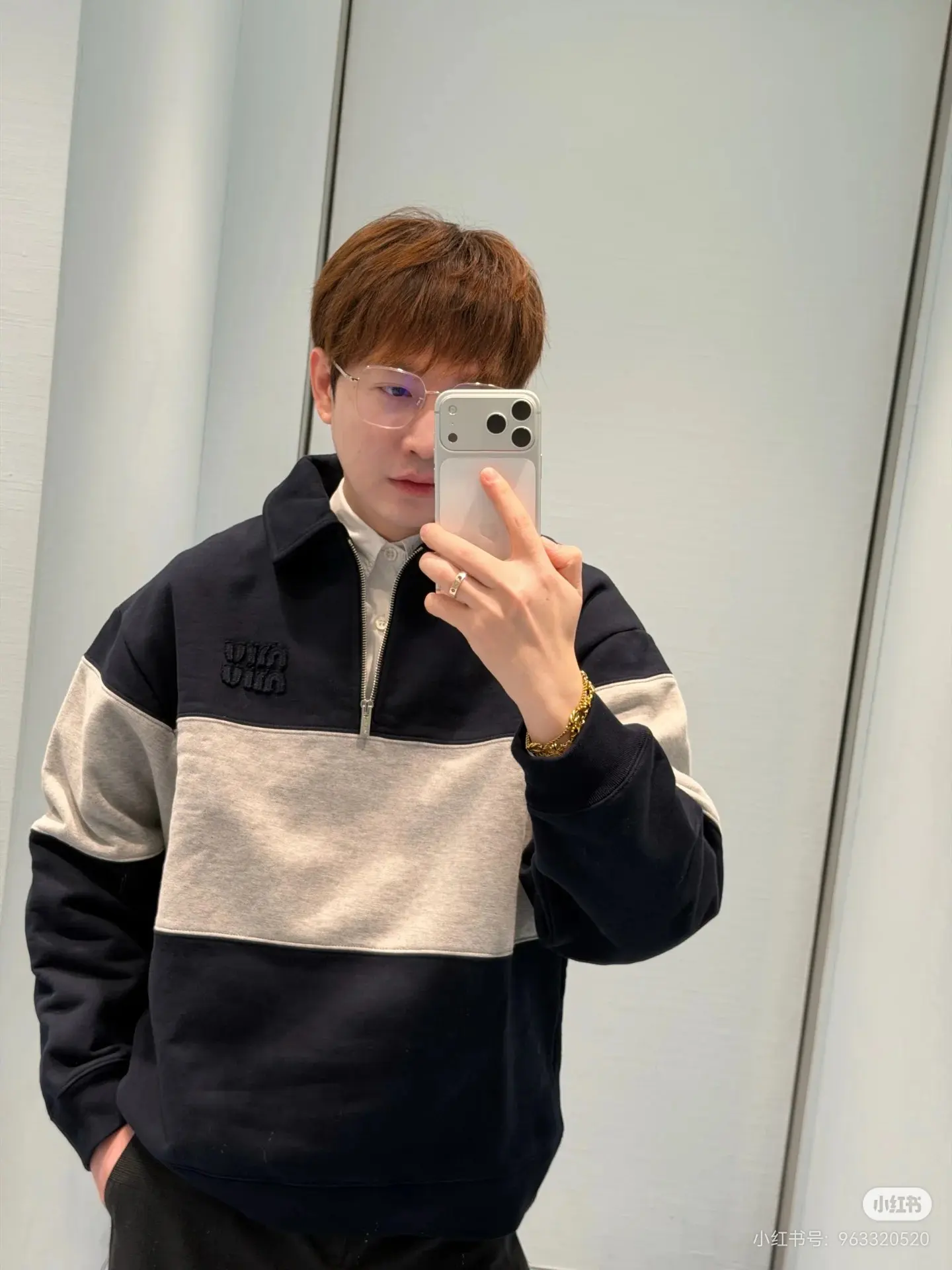 Color-Block Quarter-Zip Polo Sweatshirt D19023679 — view 2