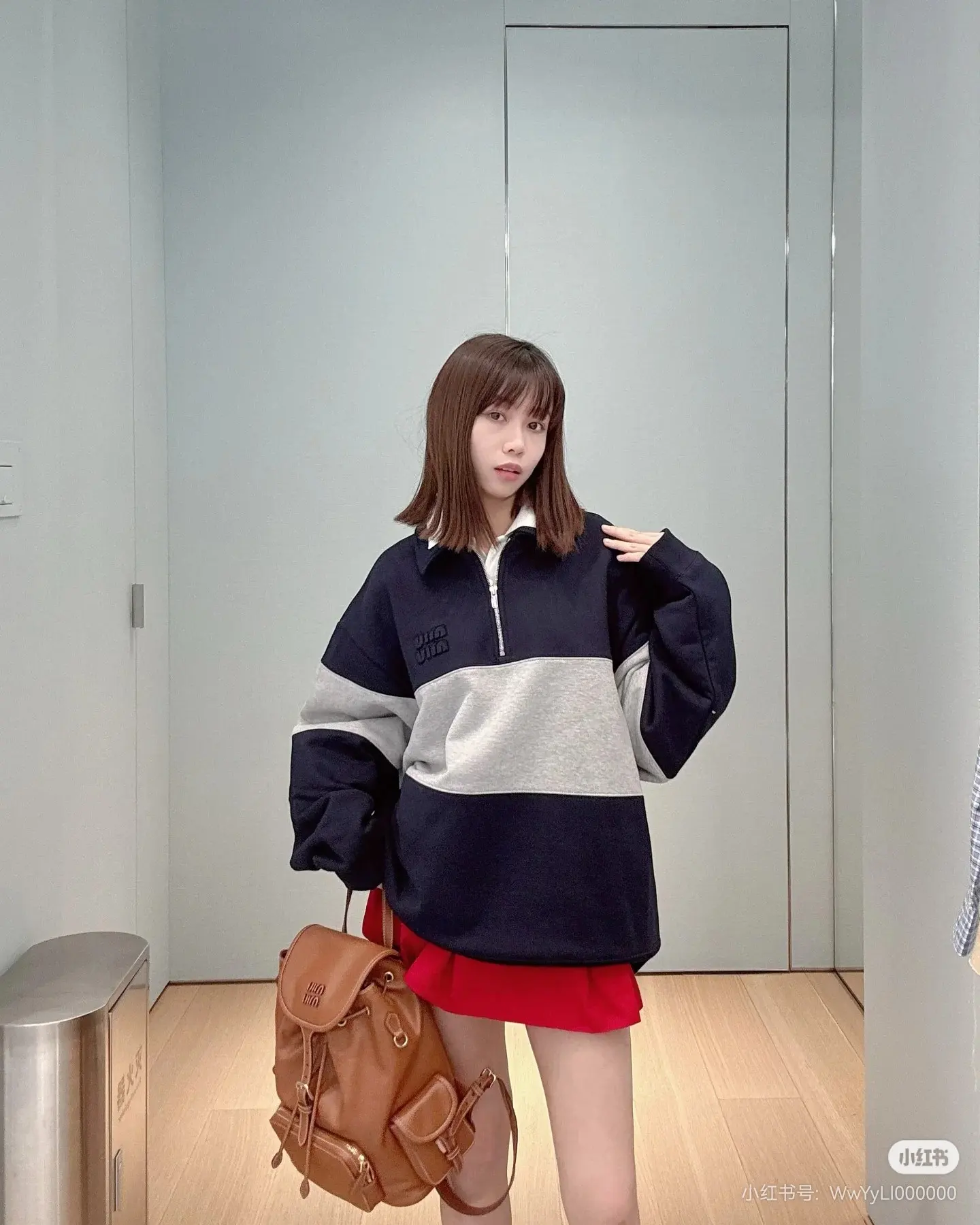 Color-Block Quarter-Zip Polo Sweatshirt D19023678 — view 9