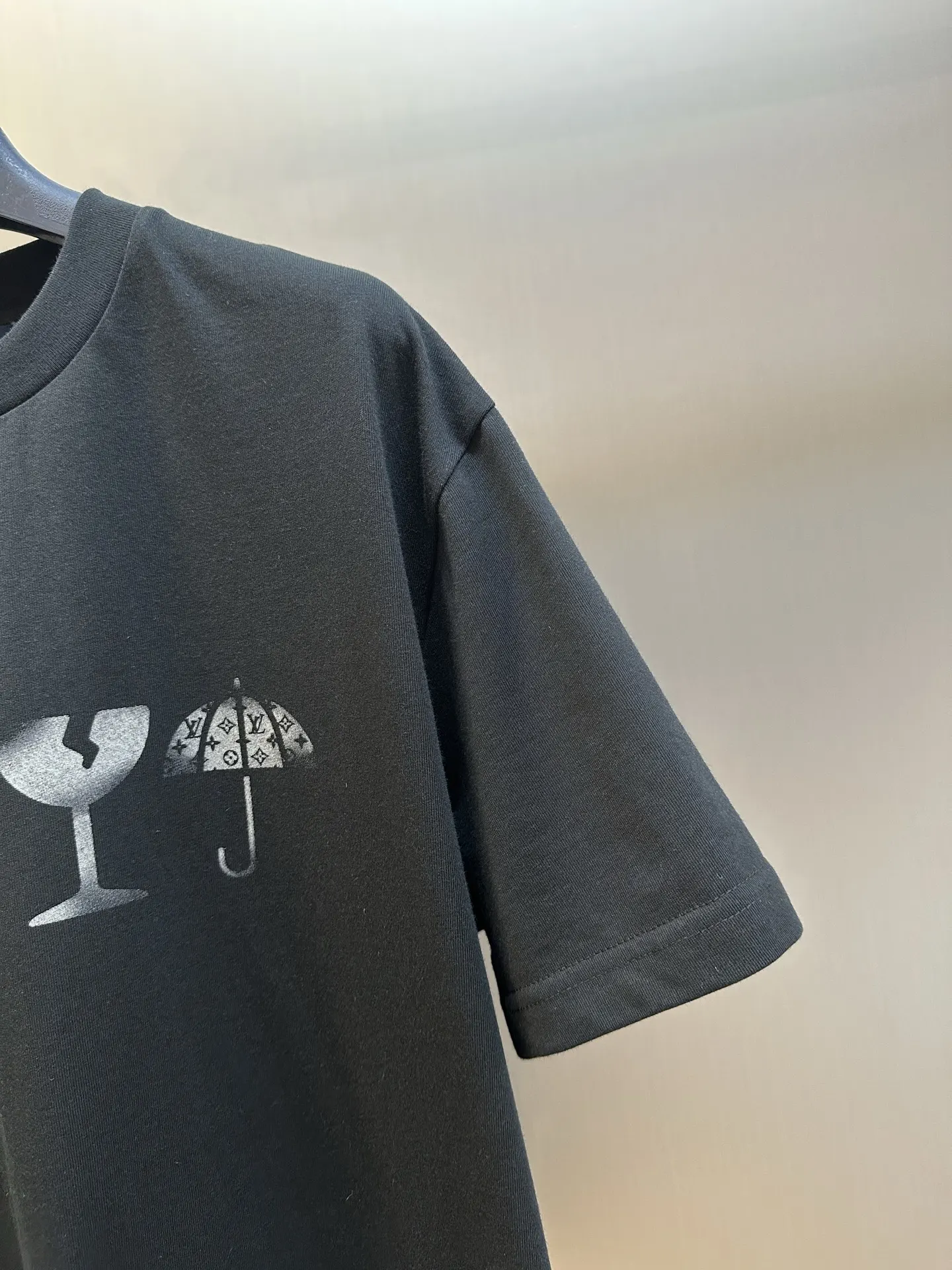 Handle With Care Graphic Print T-Shirt D20018786 — view 3