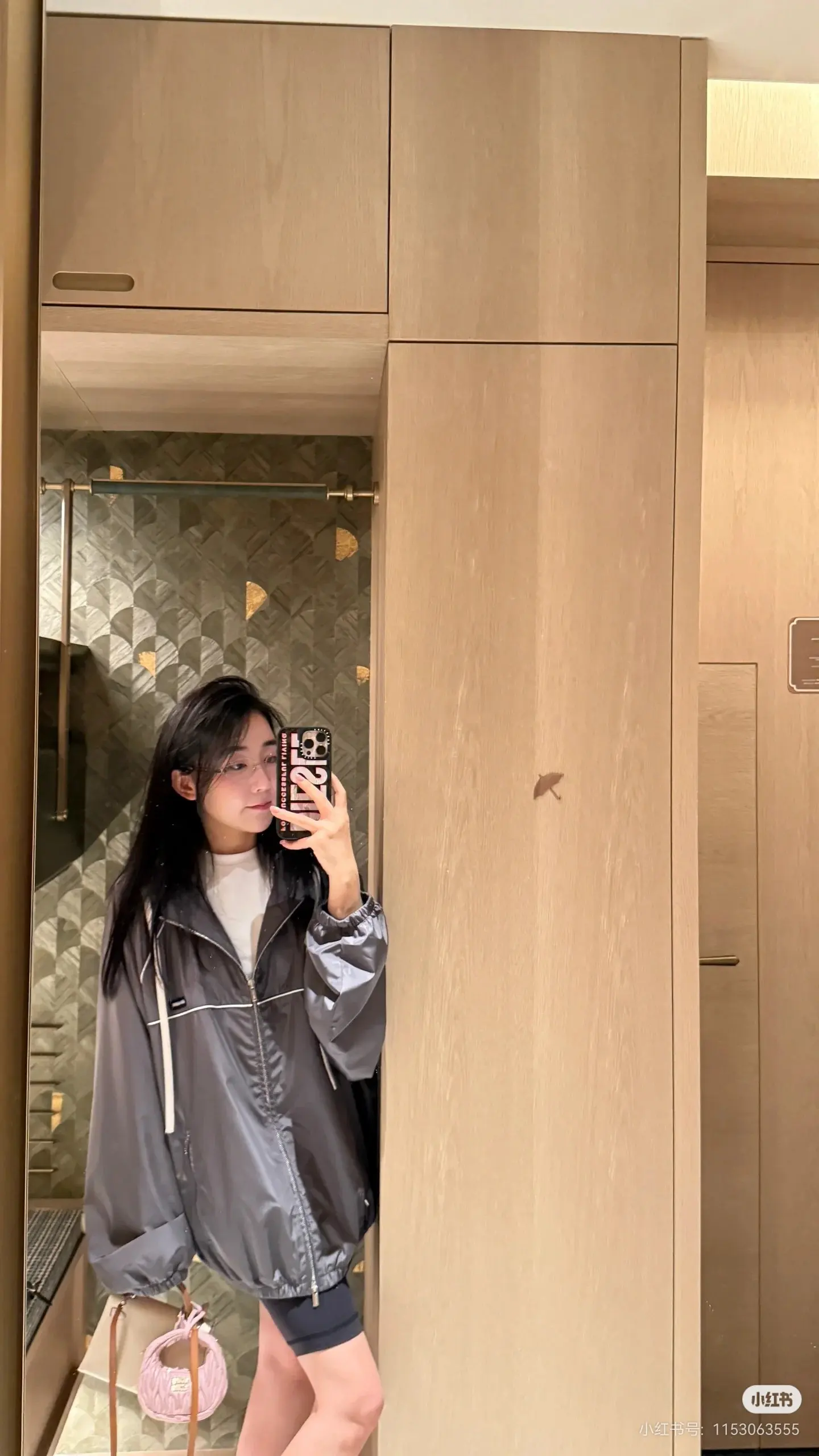 Logo-Embroidered Hooded Windbreaker Jacket D20023808 — view 7