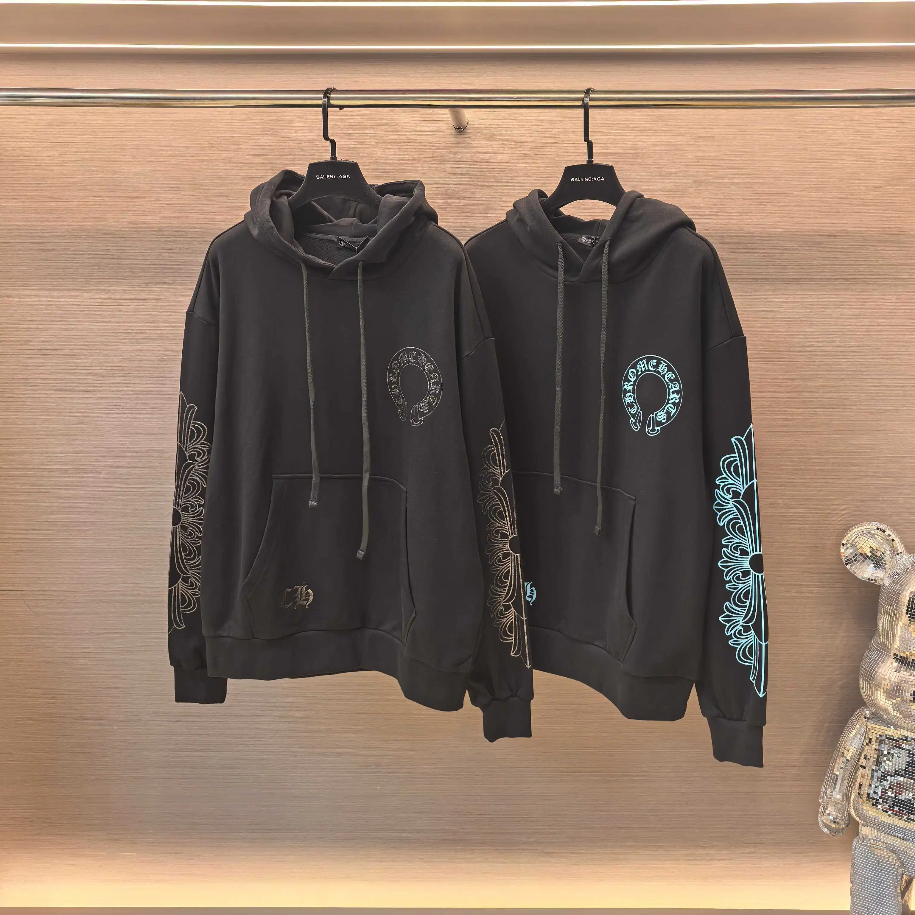 Glitter Cross Print Cotton-Jersey Hoodie D21023664