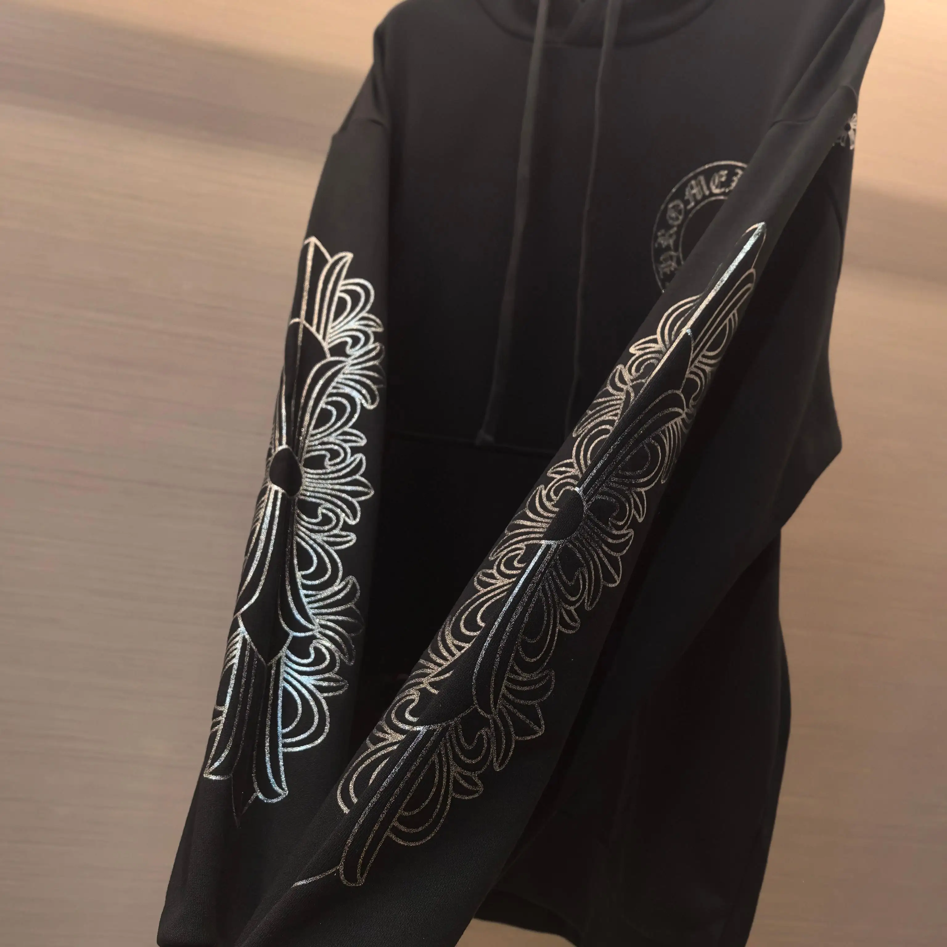 Glitter Cross Print Cotton-Jersey Hoodie D21023664 — view 4