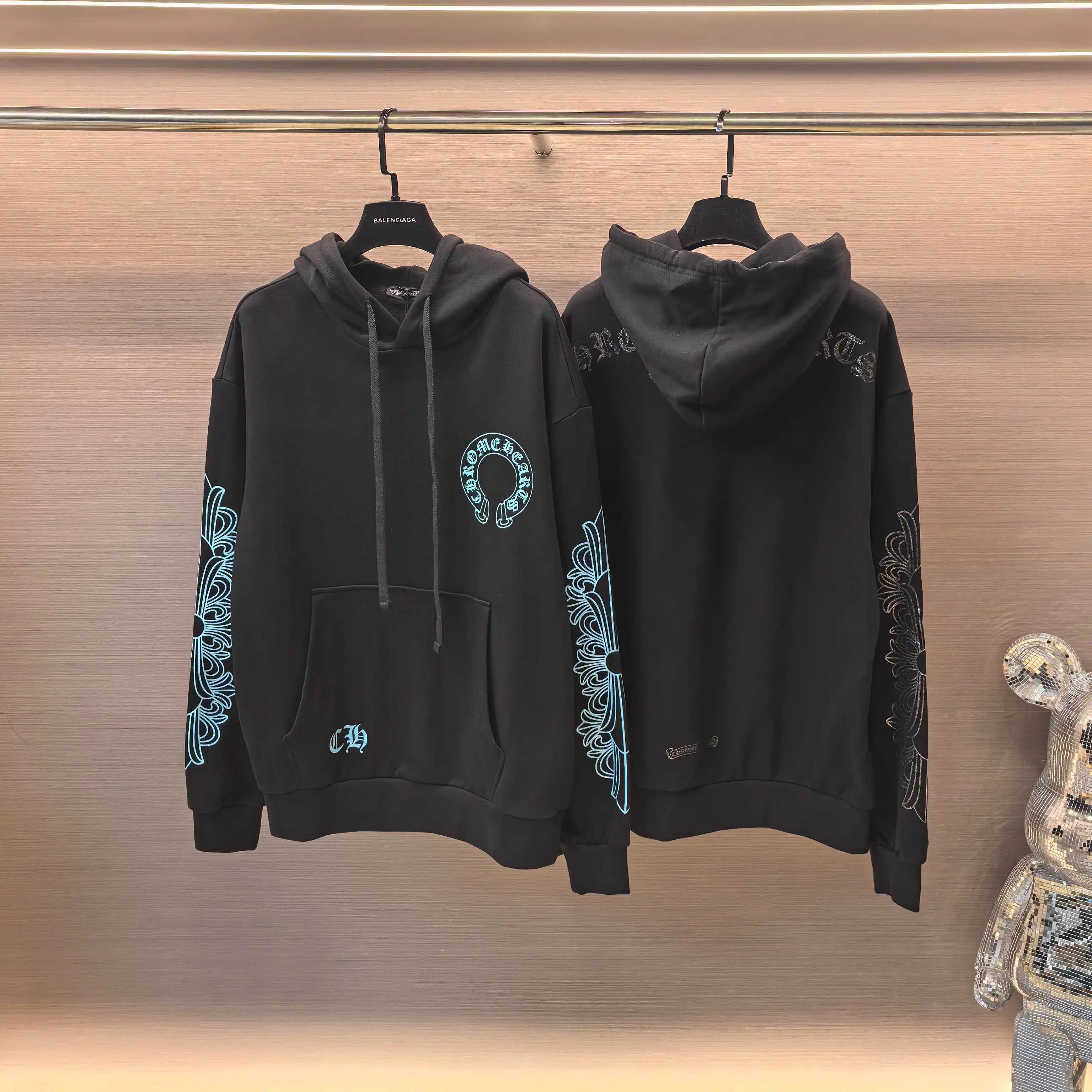Chrome Hearts Glitter Logo Graphic Hoodie D21023663