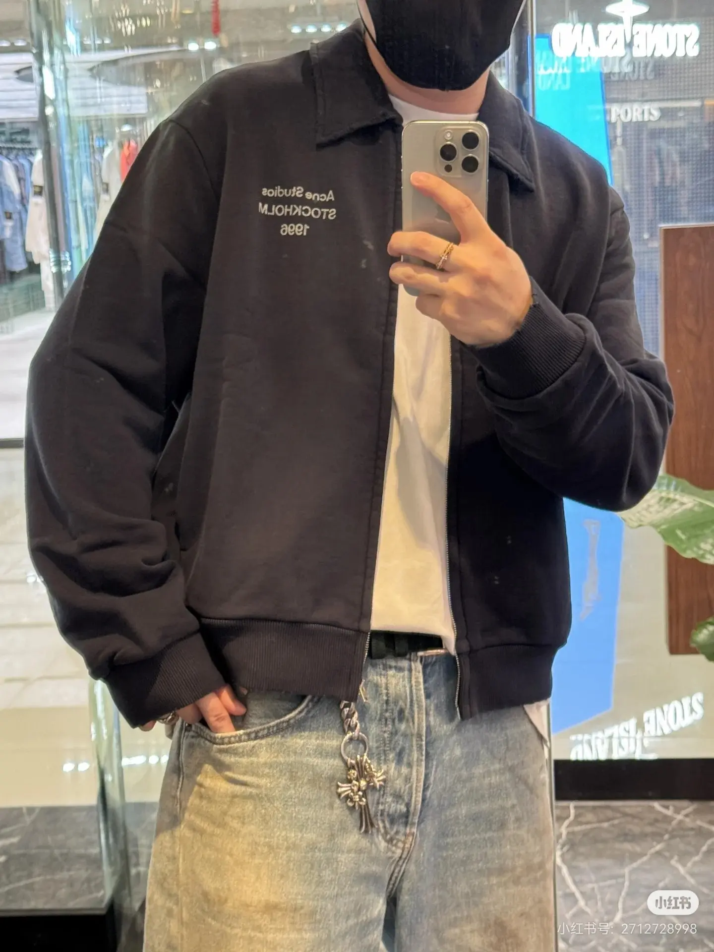 Logo-Print Faded Zip-Up Sweatshirt D22523694 — view 9