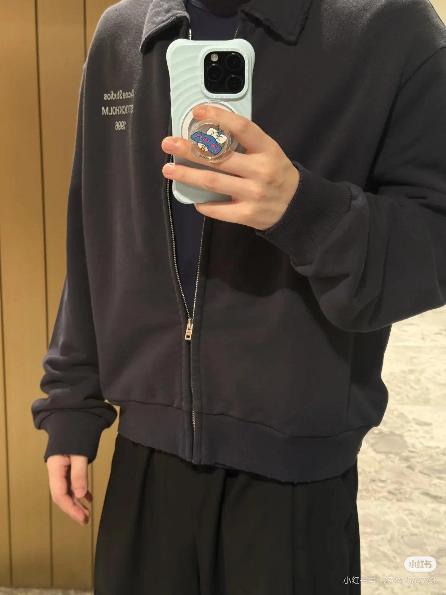 Logo-Print Faded Zip-Up Sweatshirt D22523698 — view 9