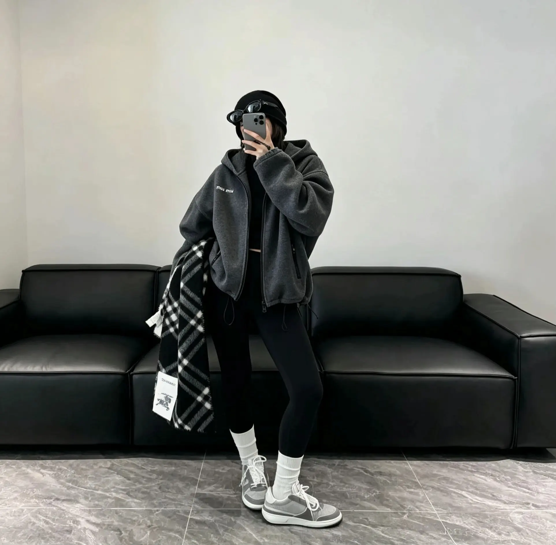 Logo-Embroidered Fleece Hooded Jacket D23523710 — view 6