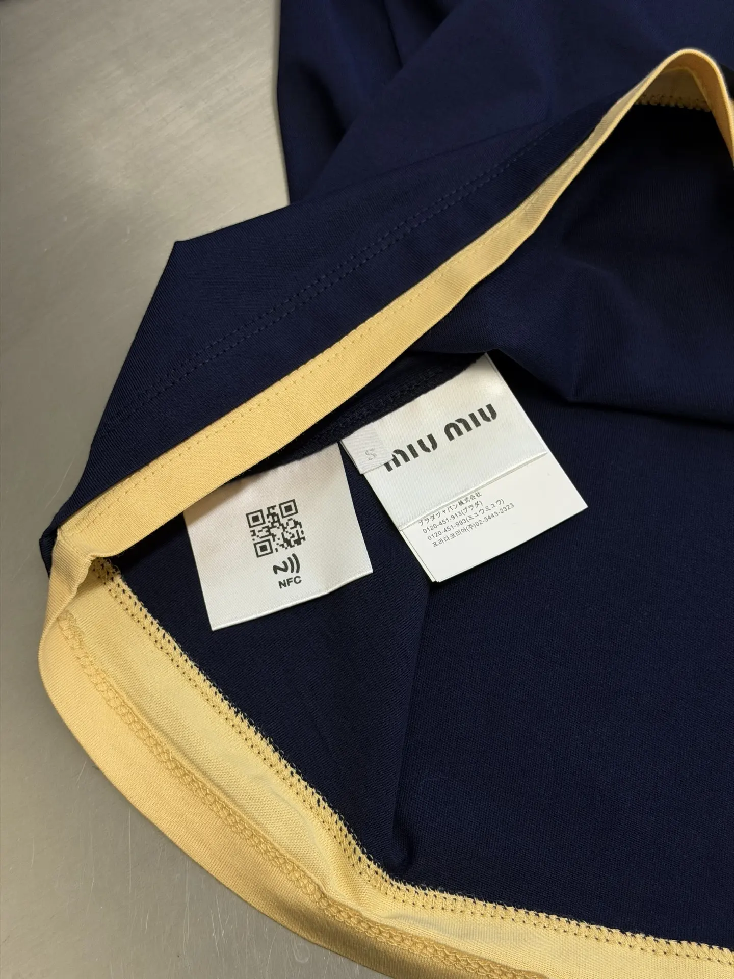 Layered Henley Long-Sleeve T-Shirt D23520446 — view 9