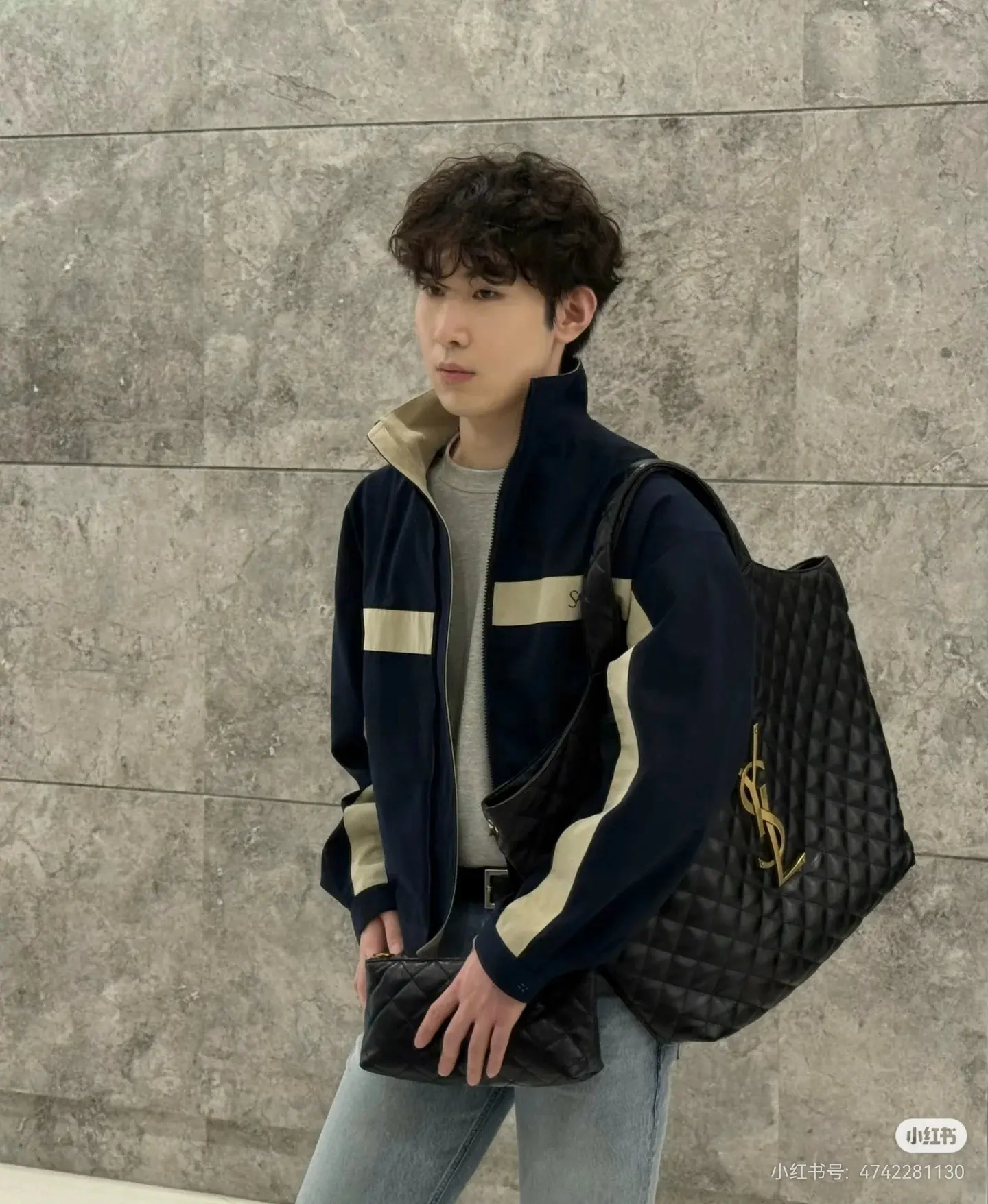 Contrast Stripe Embroidered Track Jacket D23523637 — view 7