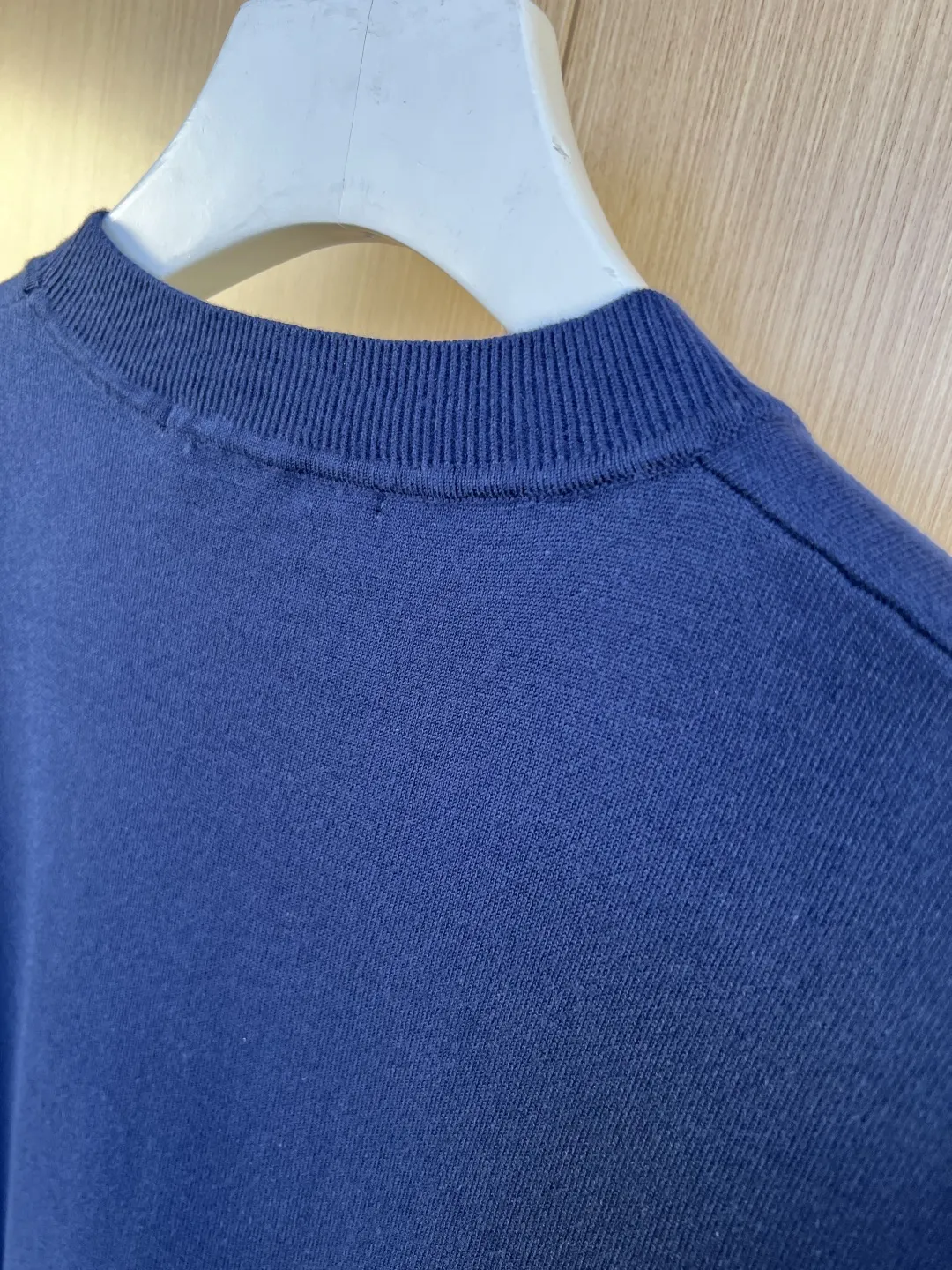 Embroidered Logo Knit T-Shirt D24020562 — view 8