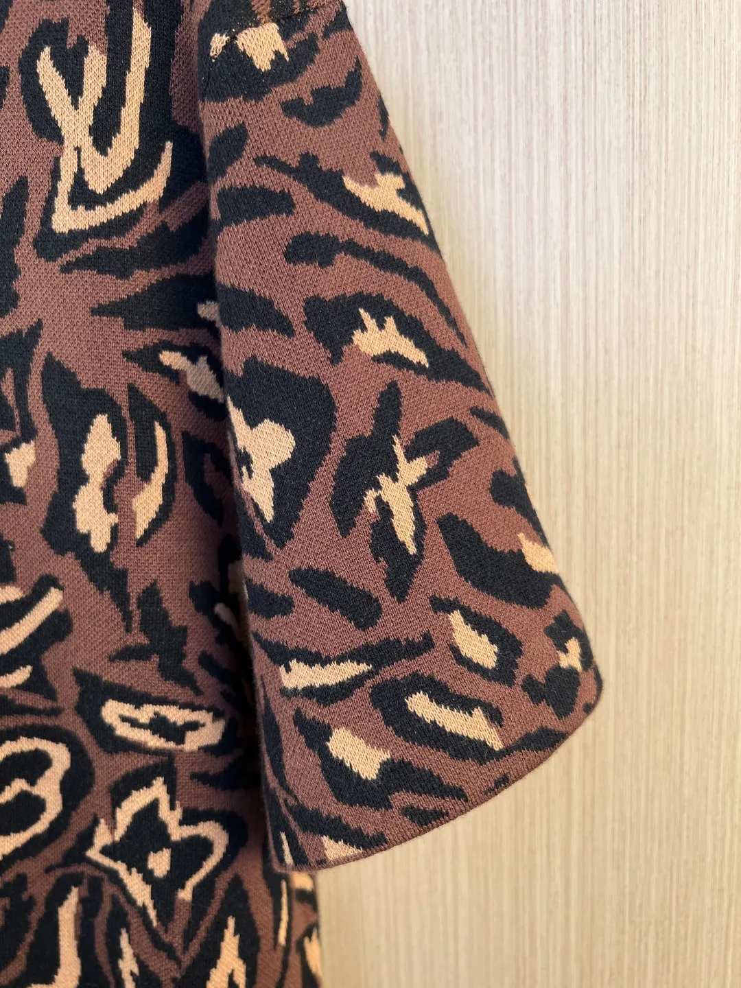 Monogram Camo Leopard Jacquard Knit T-Shirt D24520542 — view 4