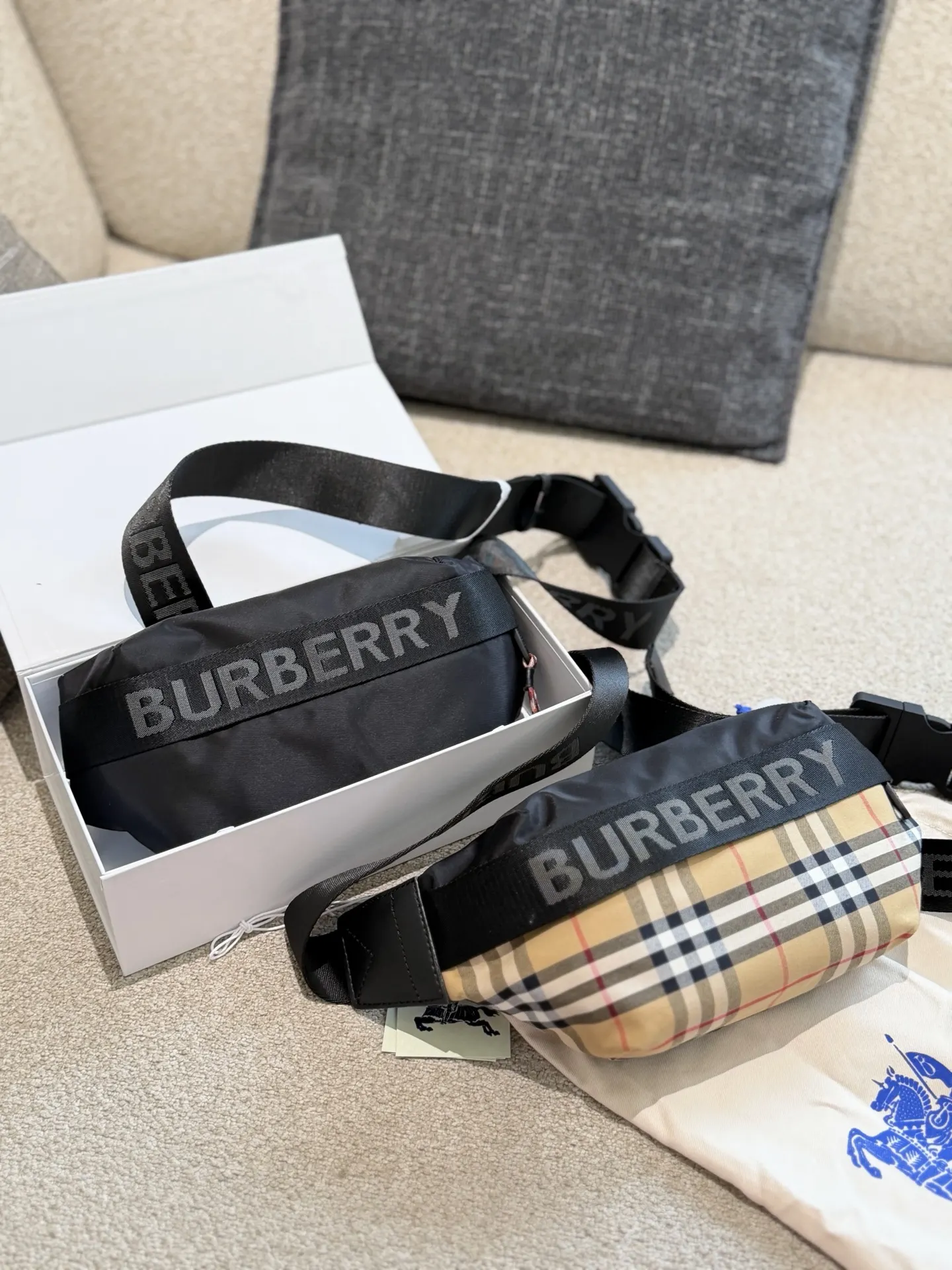 Burberry Vintage Check Belt Bag D24517813 — view 4