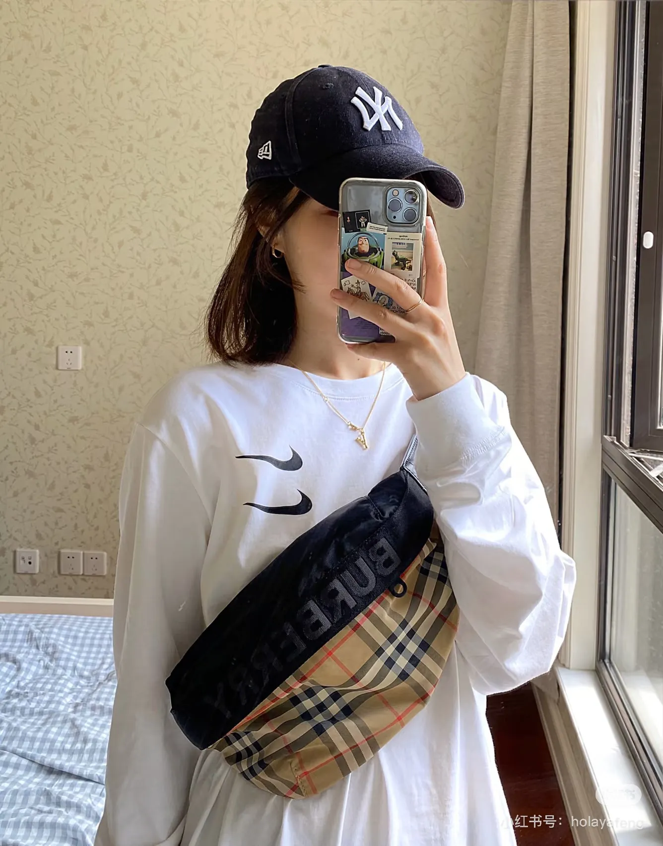 Burberry Nylon Belt Bag D24517812 — view 9
