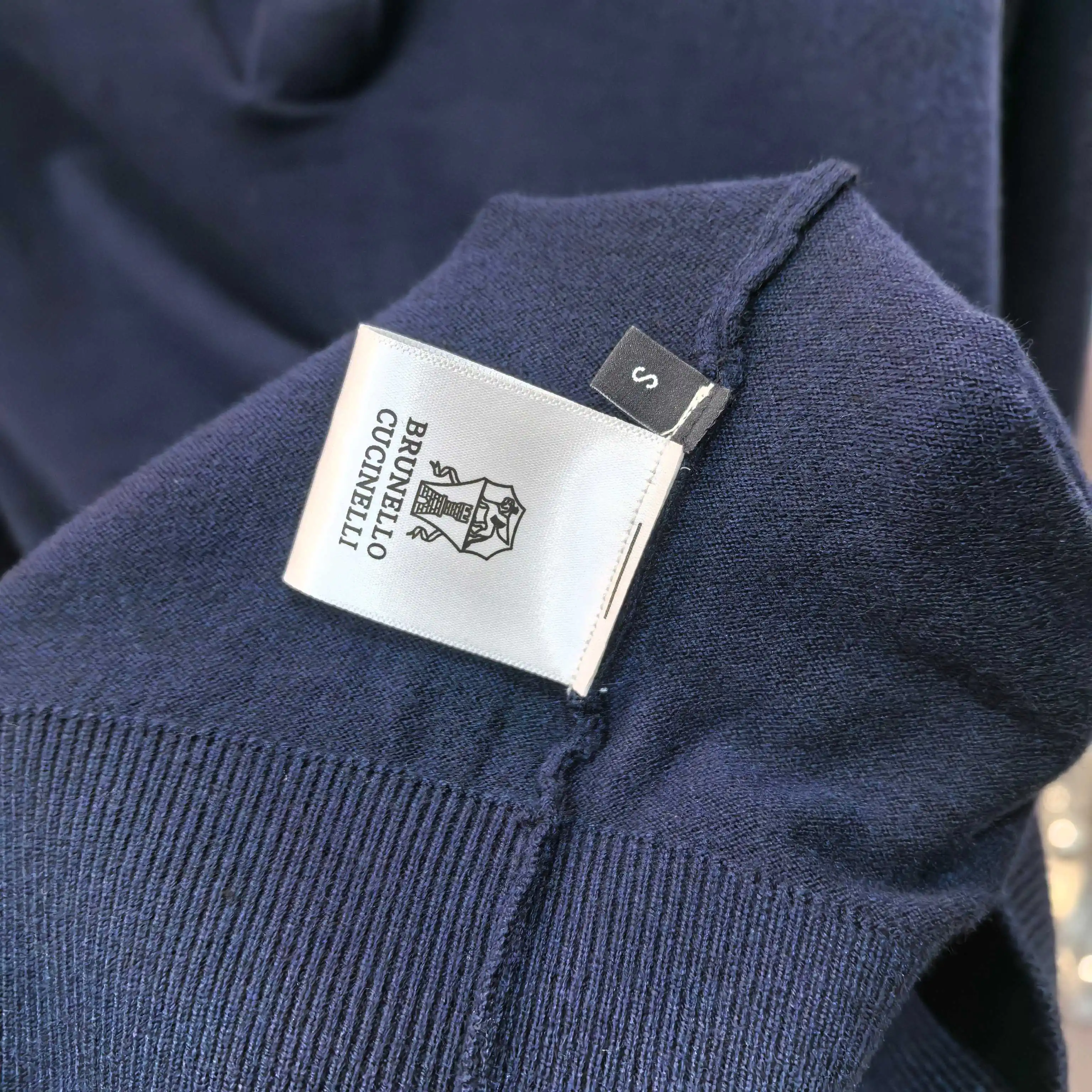 Silk and Wool-Blend Long-Sleeve Knit Polo D25023656 — view 5