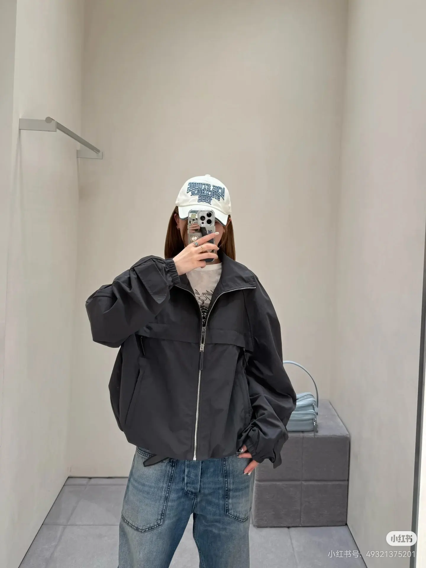Crinkled Nylon Zip-Up Jacket D25523777 — view 4