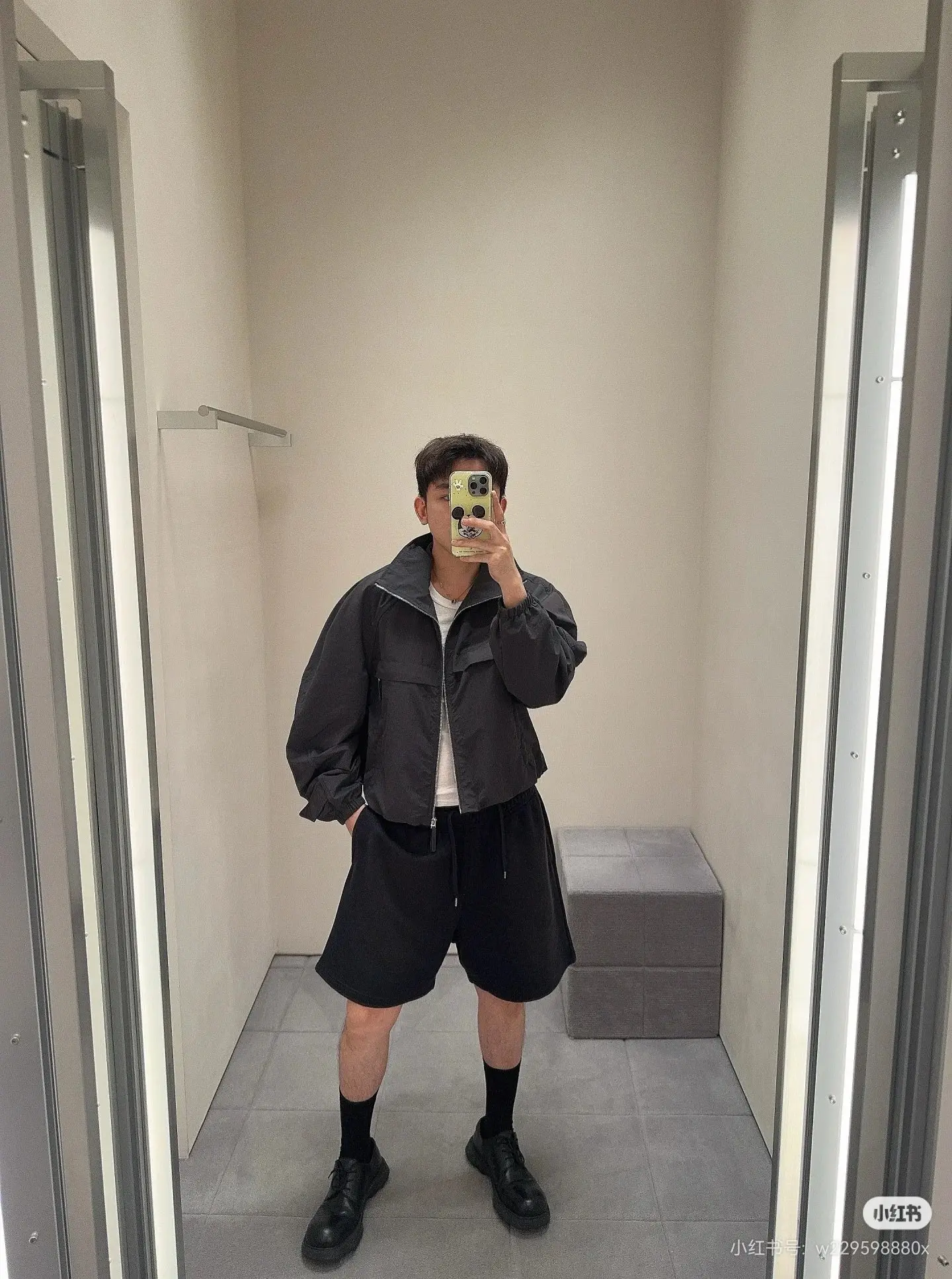 Crinkled Nylon Zip-Up Jacket D25523777 — view 9