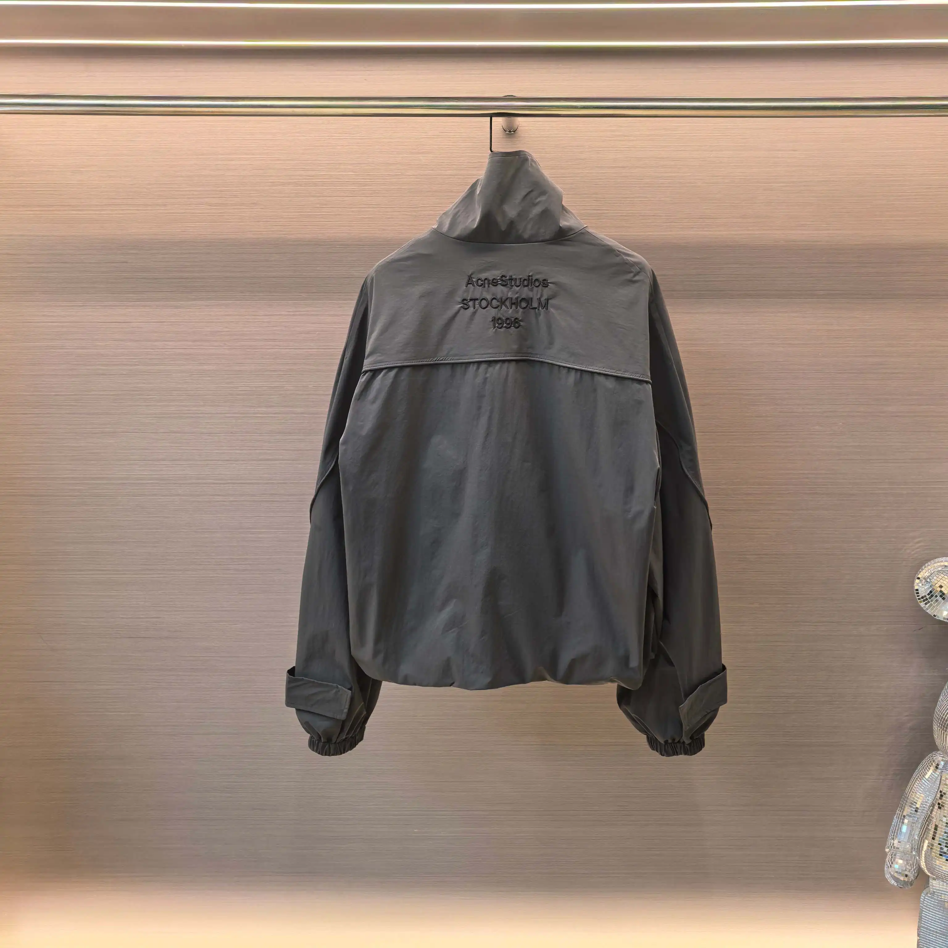 Crinkled Nylon Zip-Up Jacket D25523776 — view 2