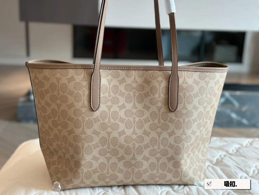 Signature Coated Canvas City Tote Bag D25518060 — view 6