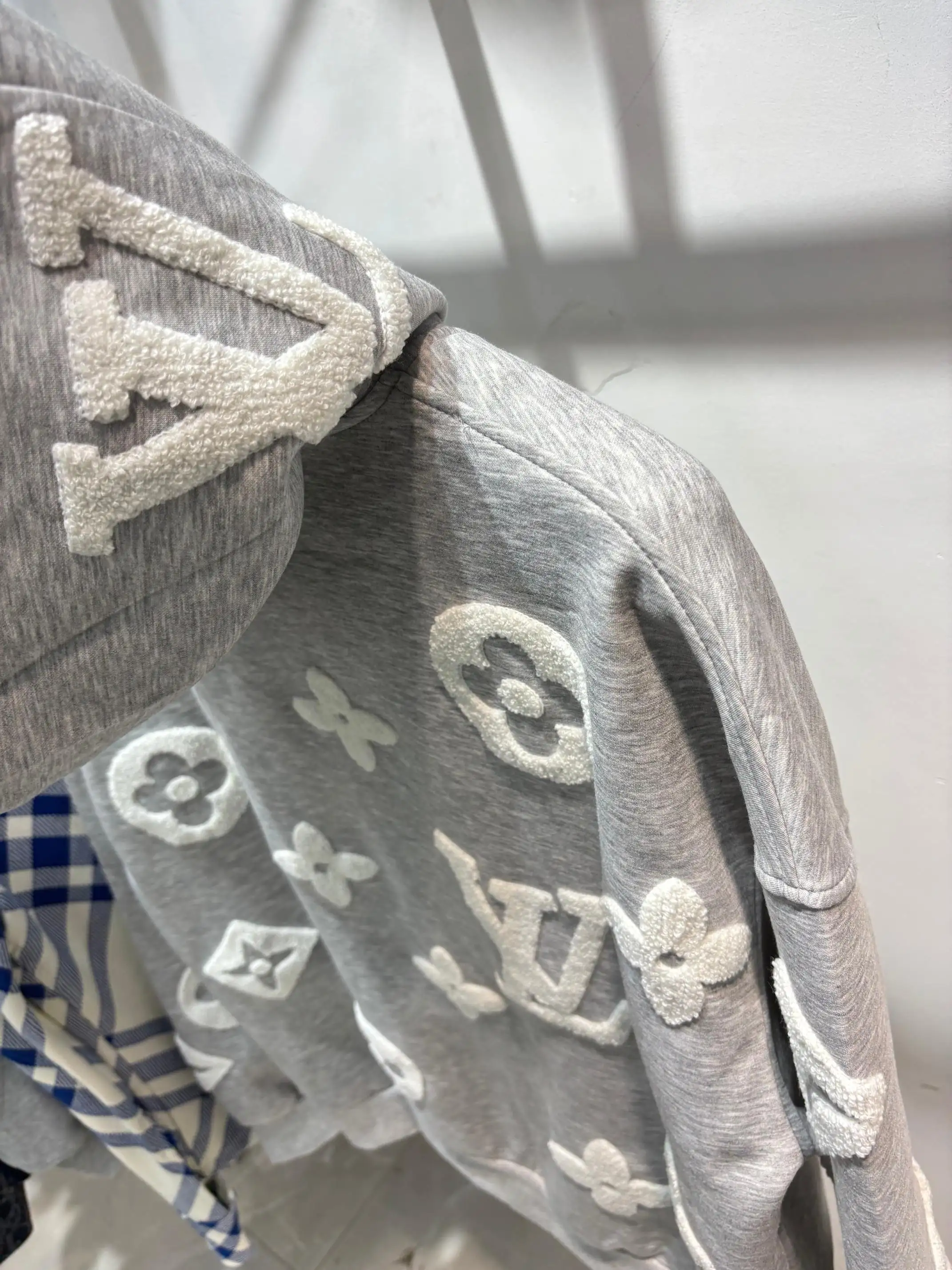 Monogram Towel Embroidery Zip-Up Hoodie D25513866 — view 3