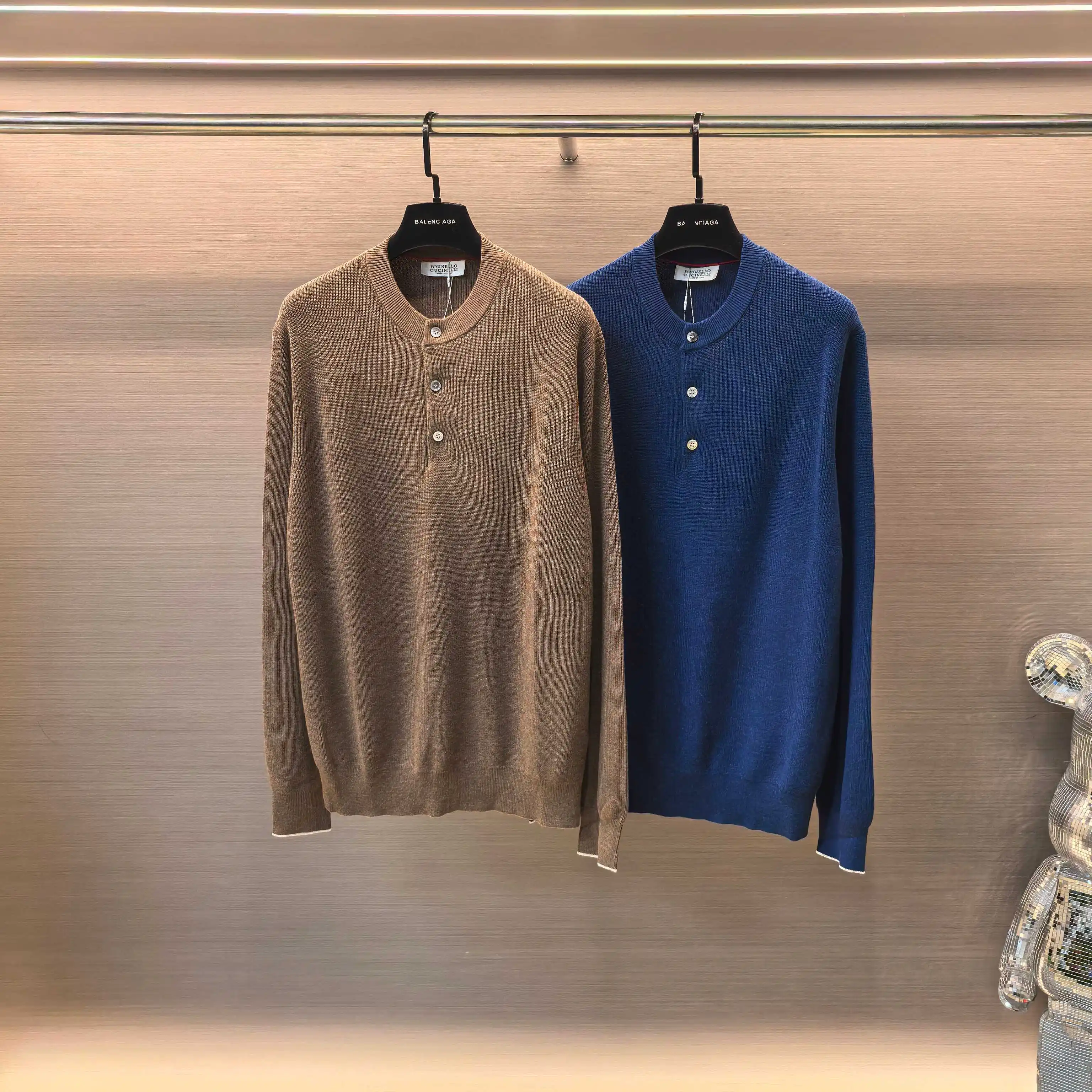 Henley Neck Melange Knit Sweater D26023699